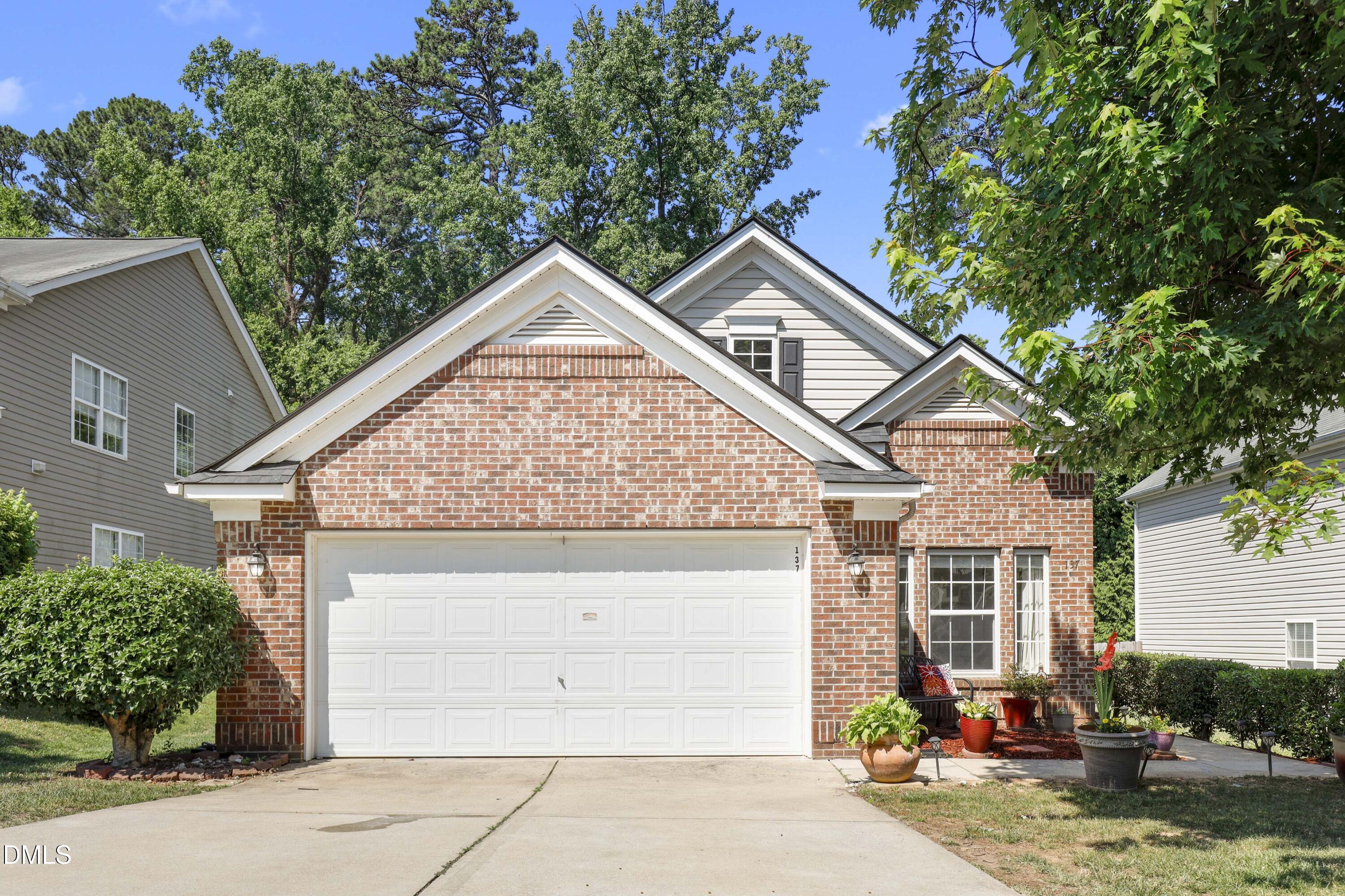 137 Georgetowne Drive — photo