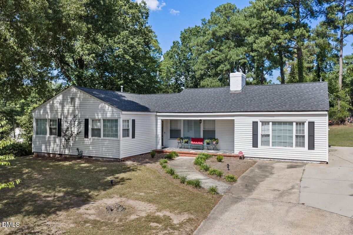 2605 Holloway Street — photo