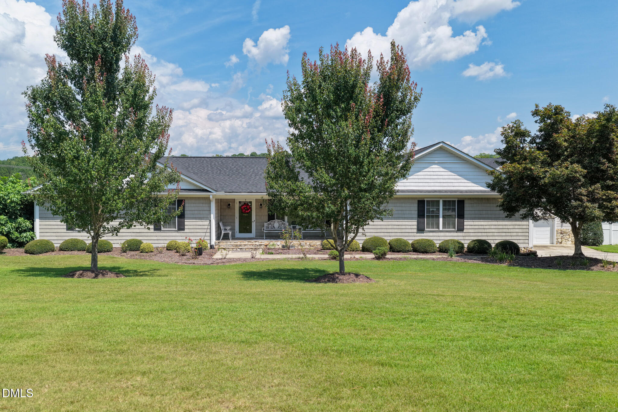 906 Walnut Drive, Erwin, NC 28339 — photo 3