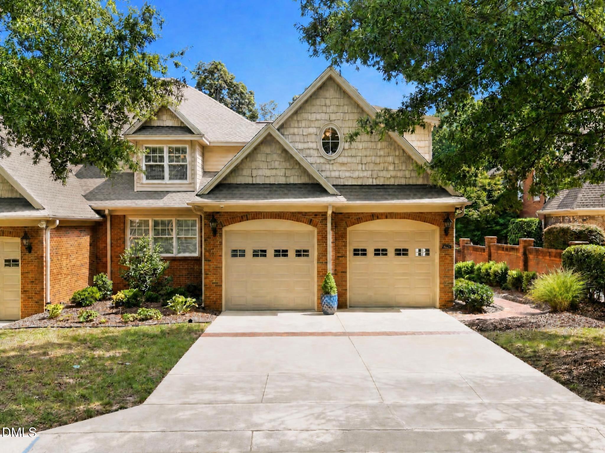 8820 Mariner Drive — photo