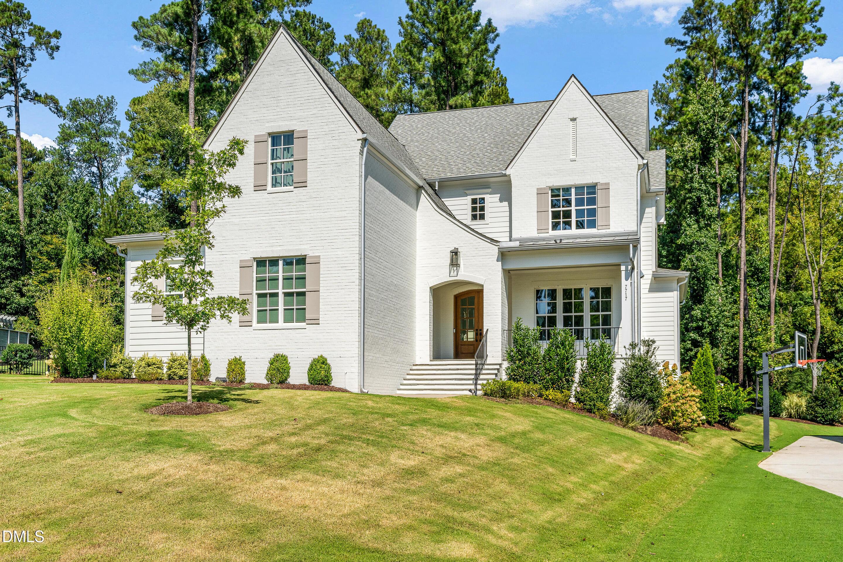 7717 Dover Hills Drive — photo