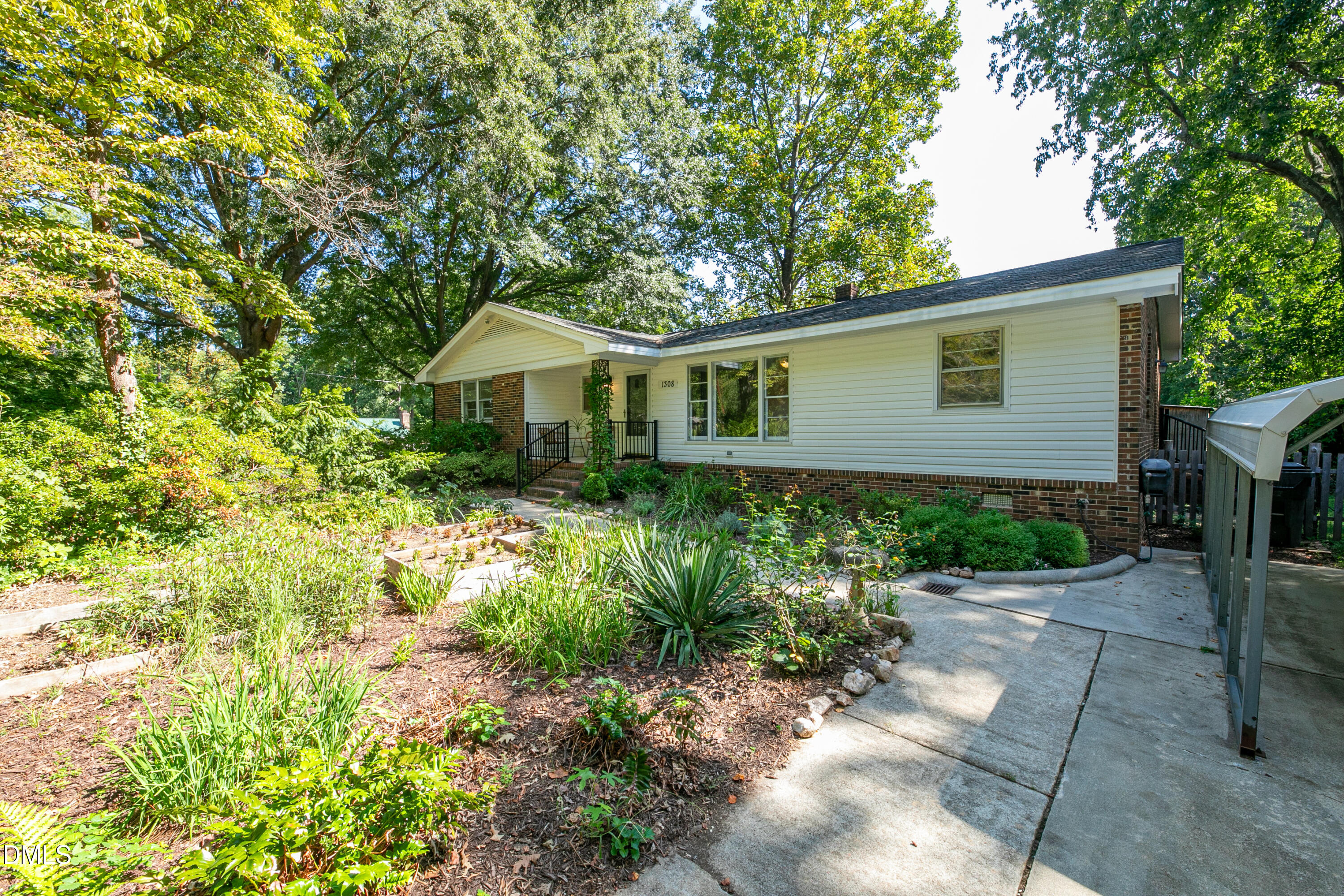 1308 Azalea Drive, Raleigh, NC 27607 — photo 2