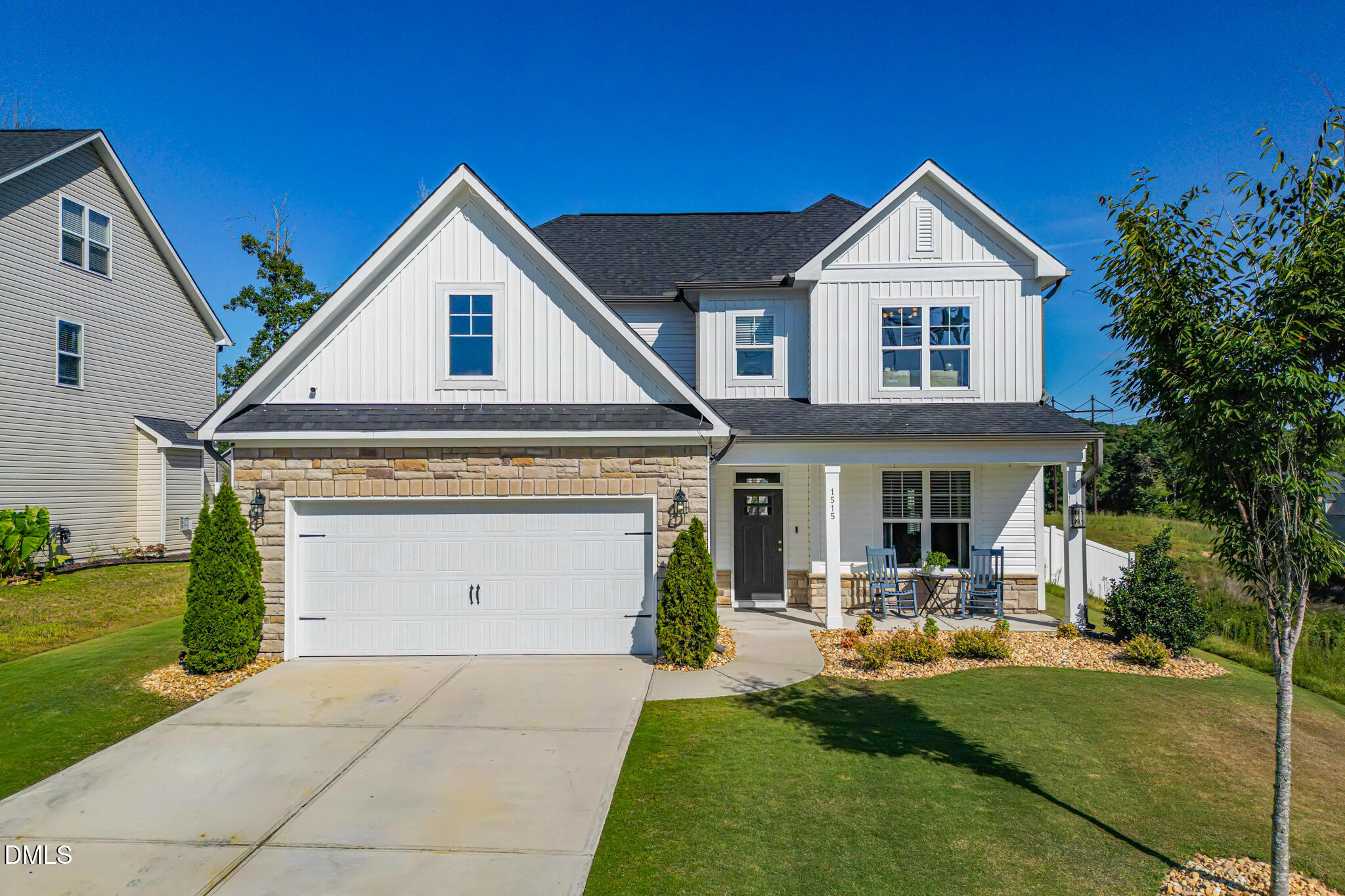 1515 Woodland Knoll Court — photo