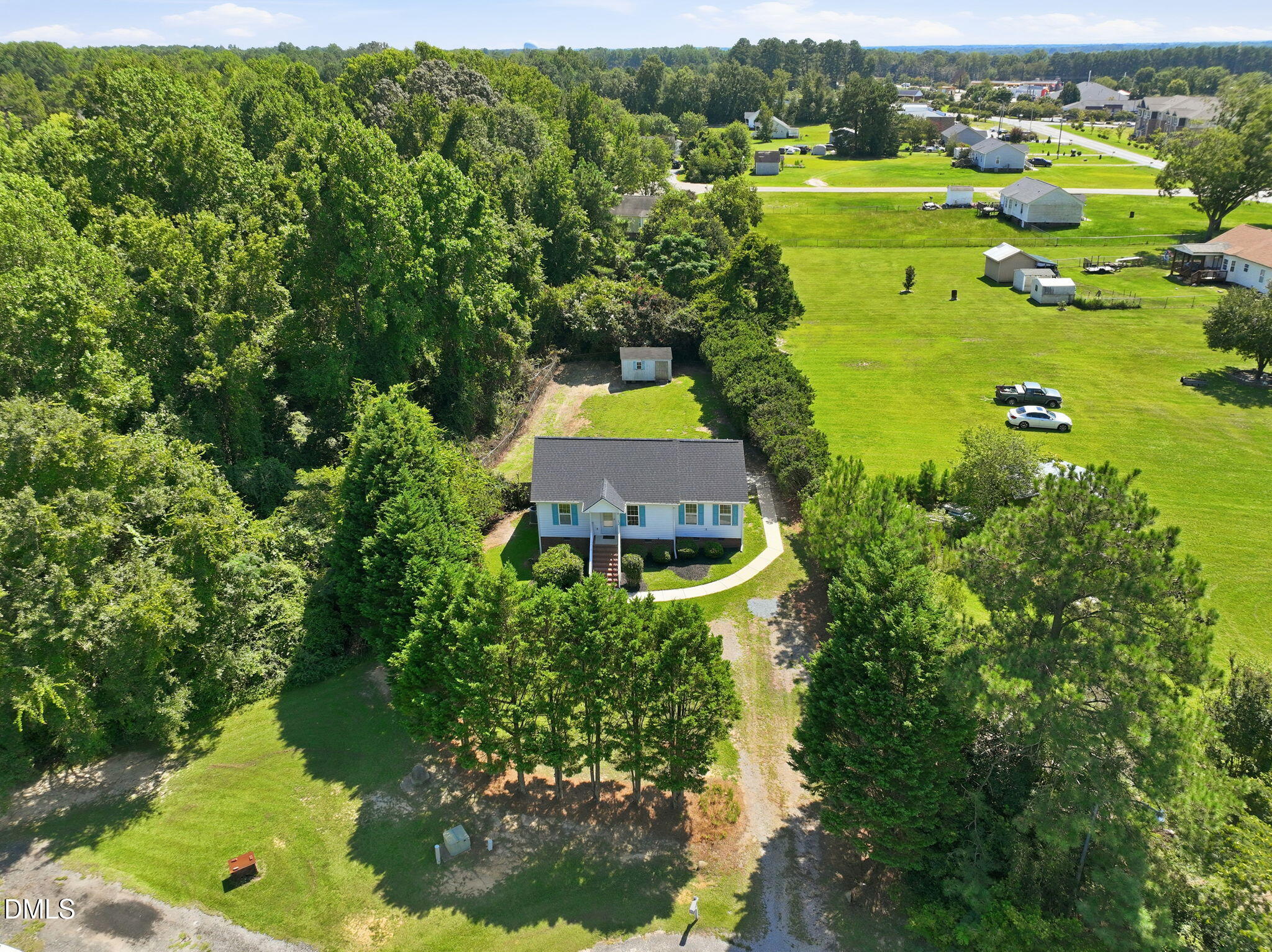 204 Dustin Drive — photo