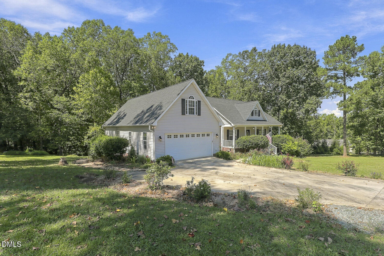 89 Cloverdale Drive — photo