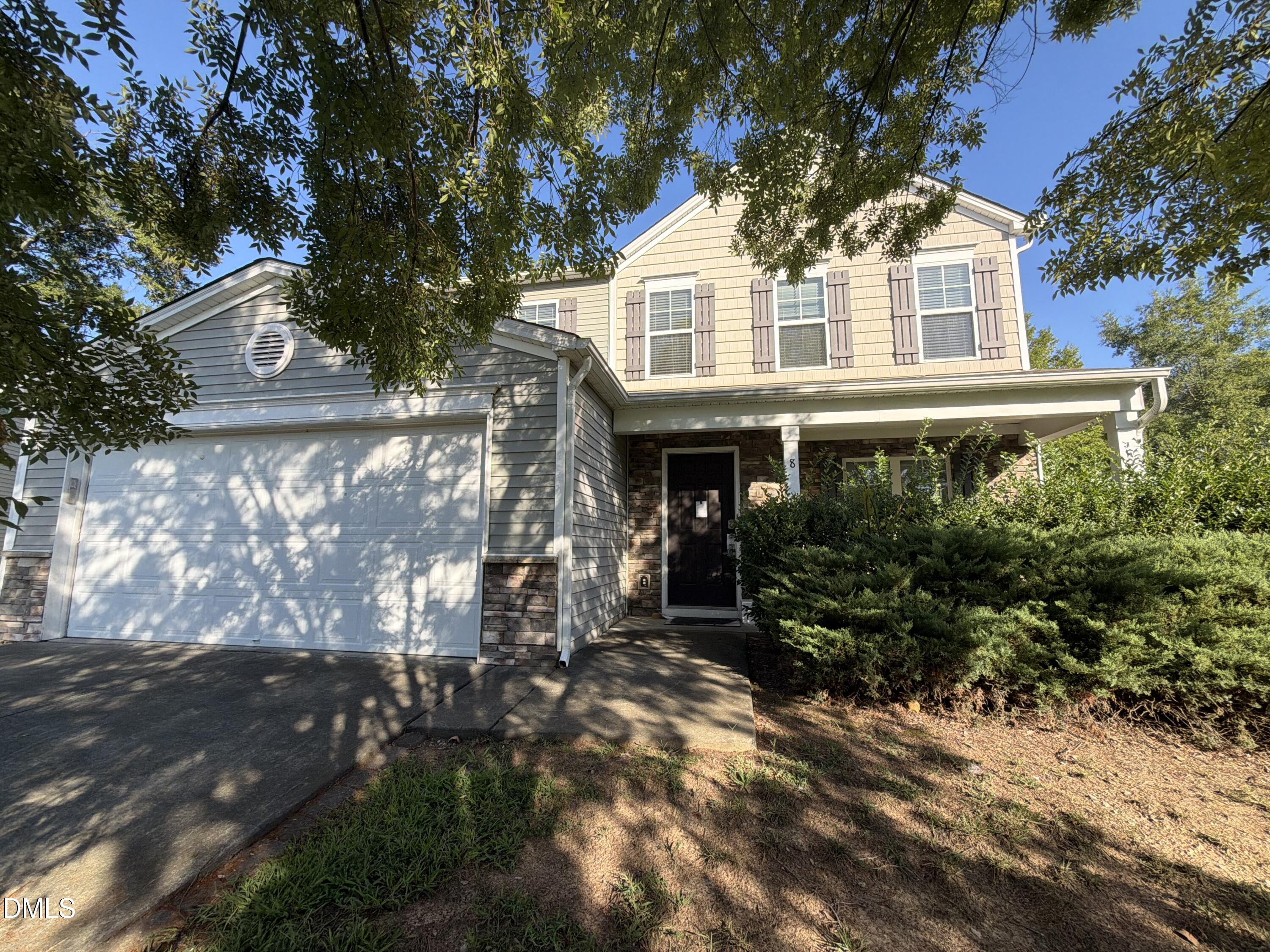 8 Duck Pond Court — photo