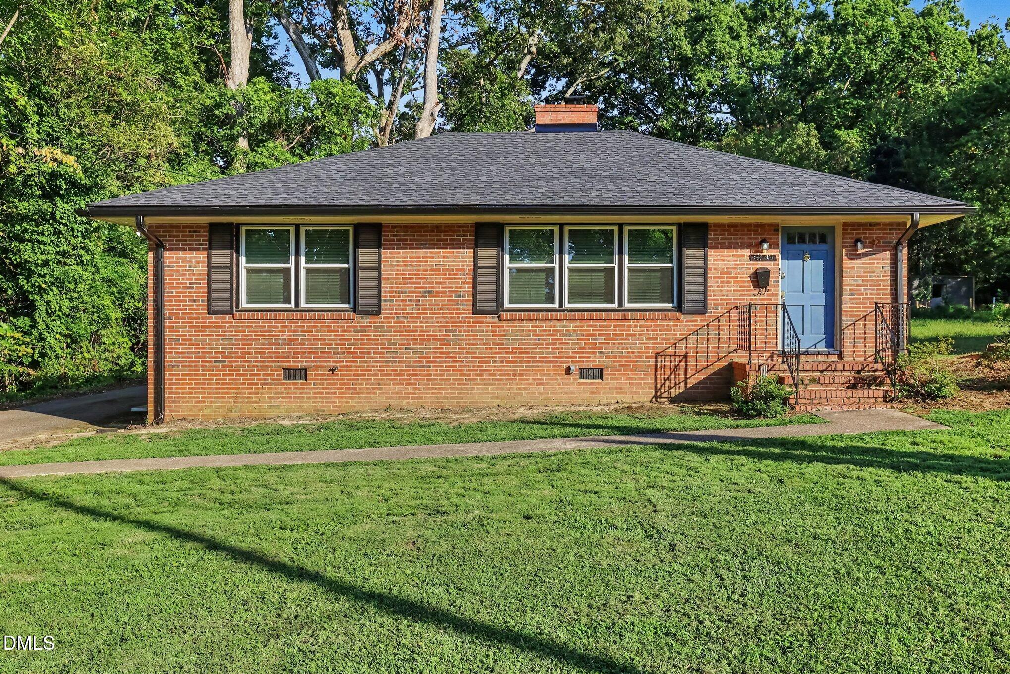1617 Oakdale Circle — photo