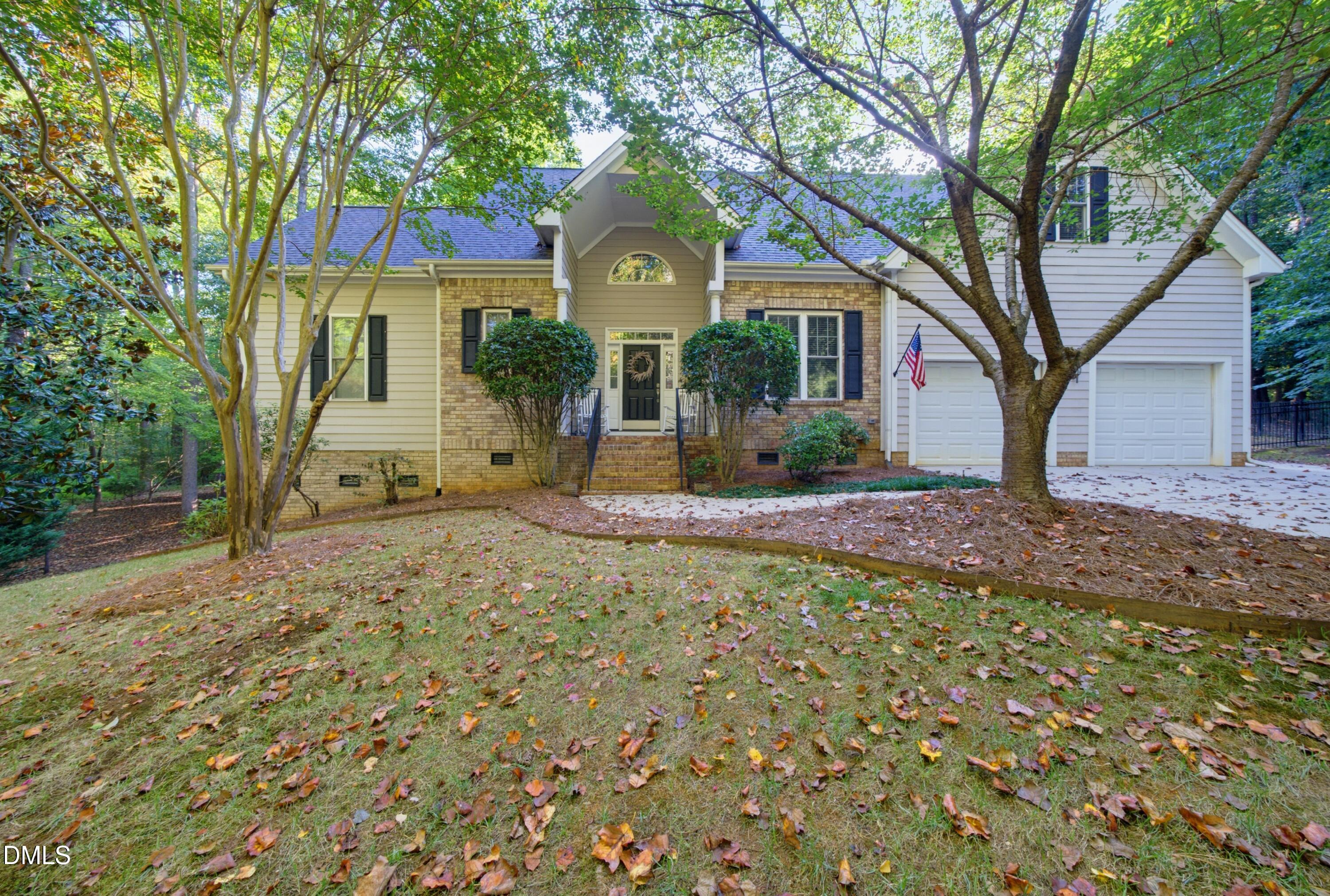 566 Timberknoll Lane — photo