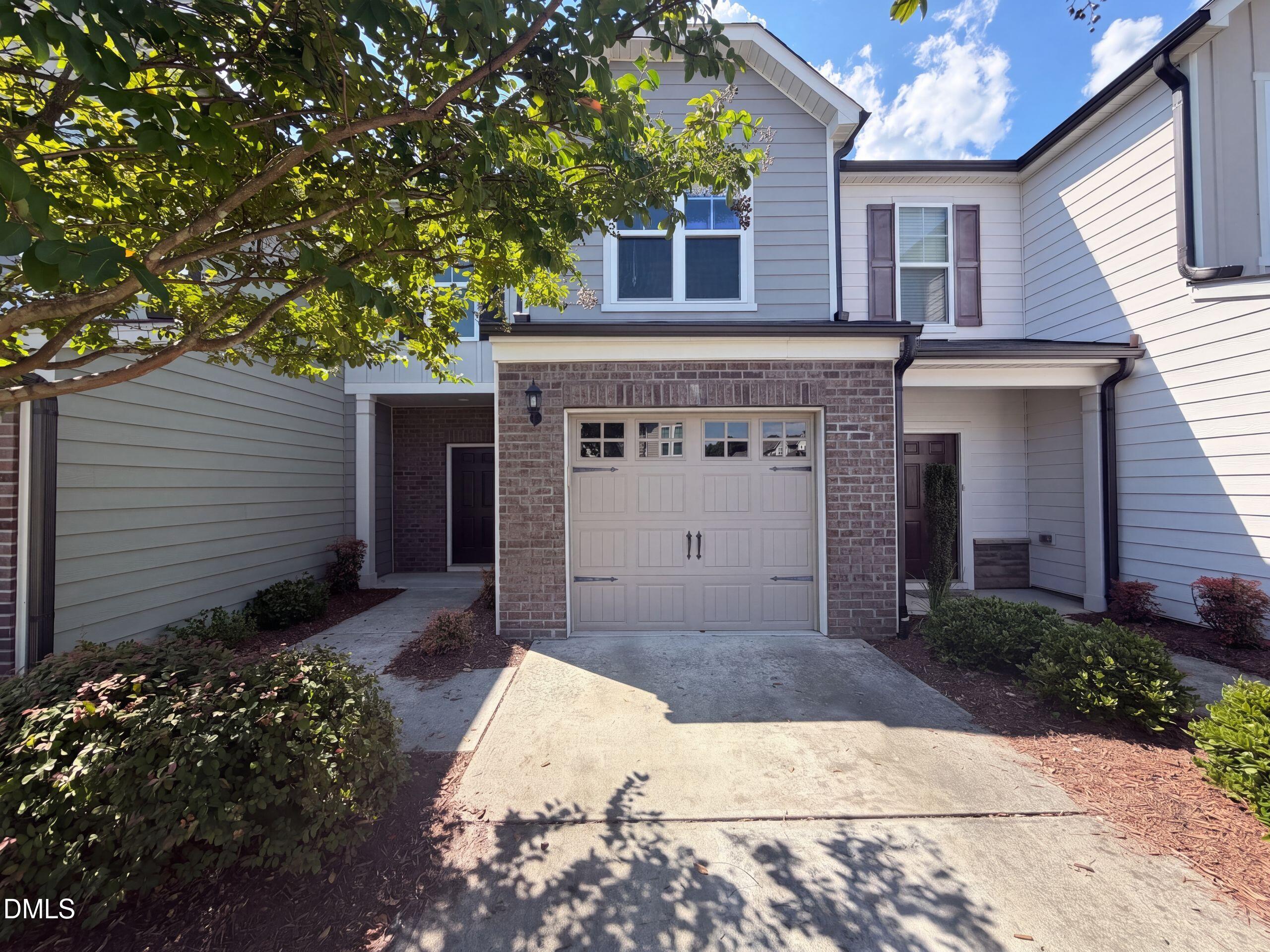 1053 Laceflower Drive — photo