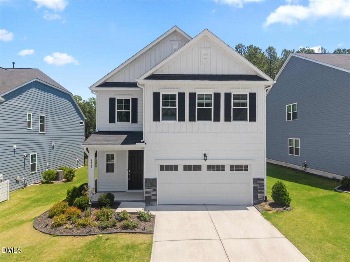 2424 Pikes Peak Drive — photo
