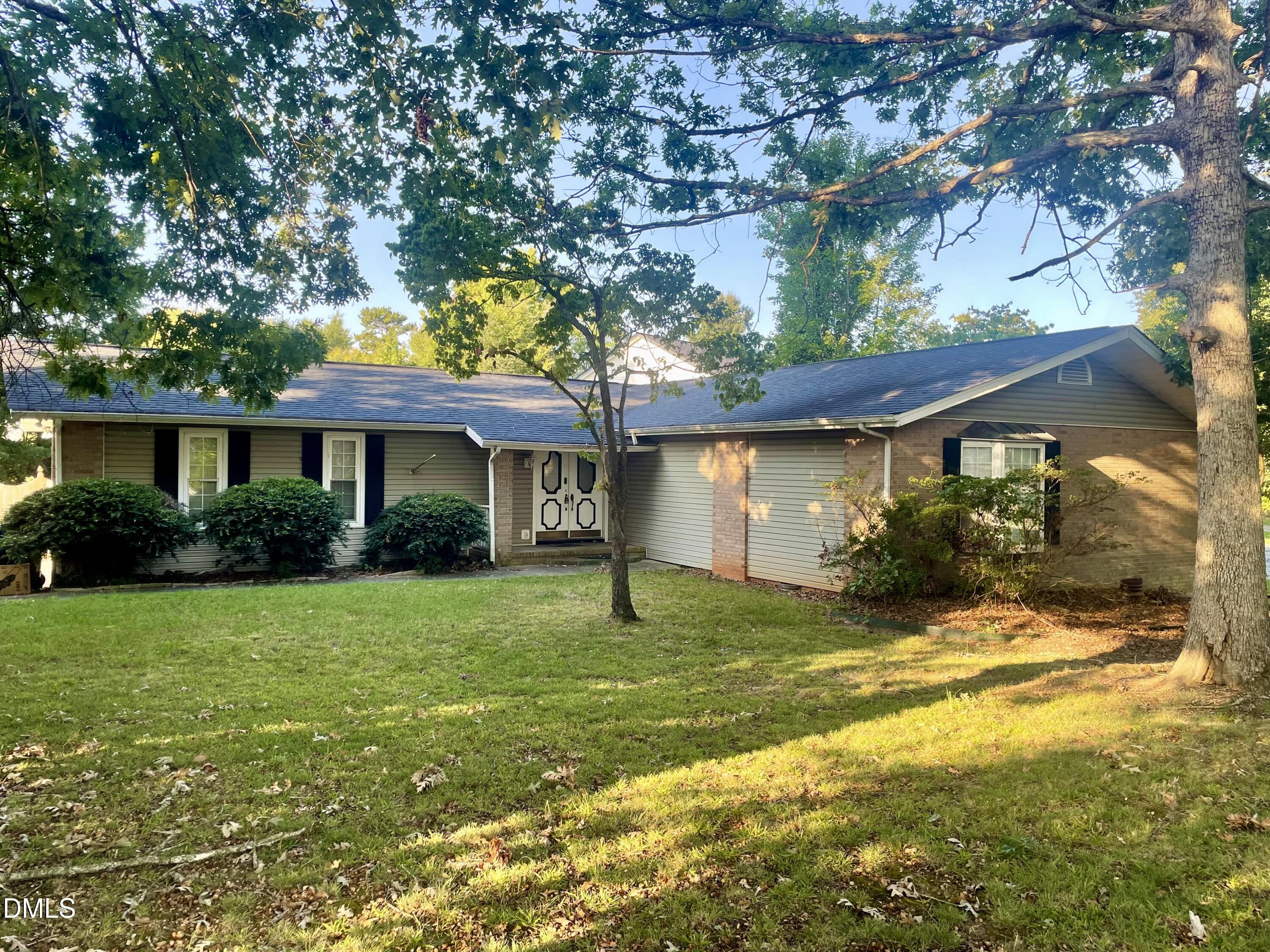 1232 Jamestowne Drive — photo
