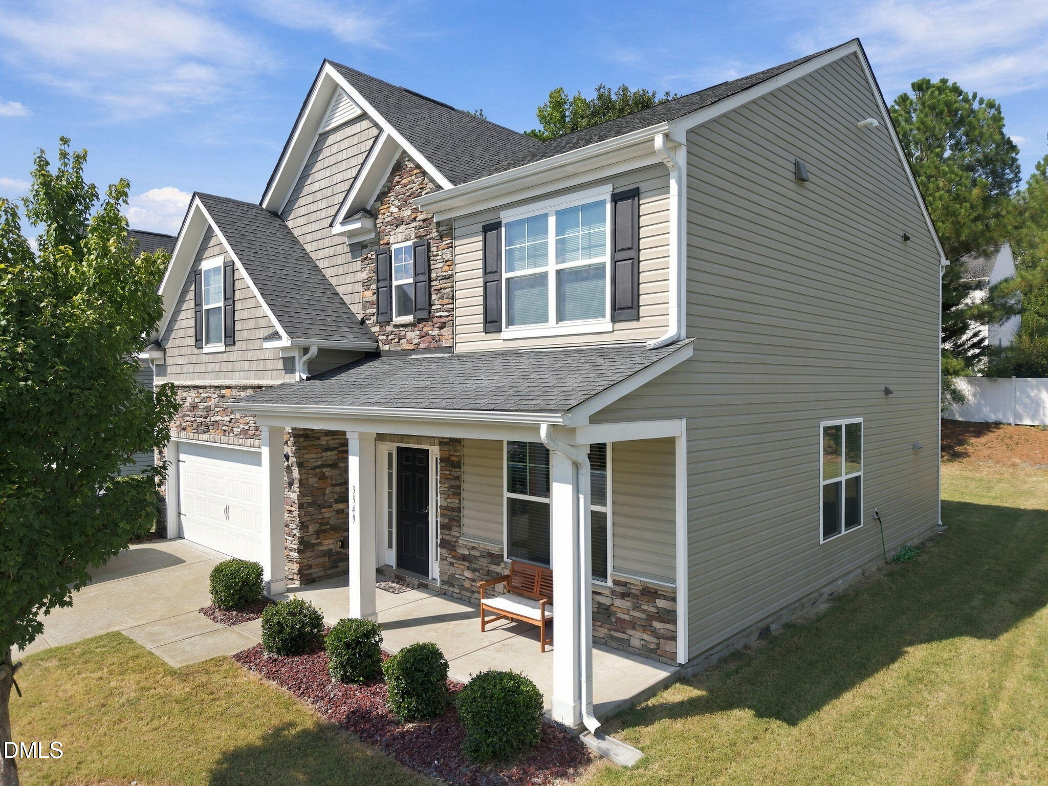 3949 White Kestrel Drive — photo