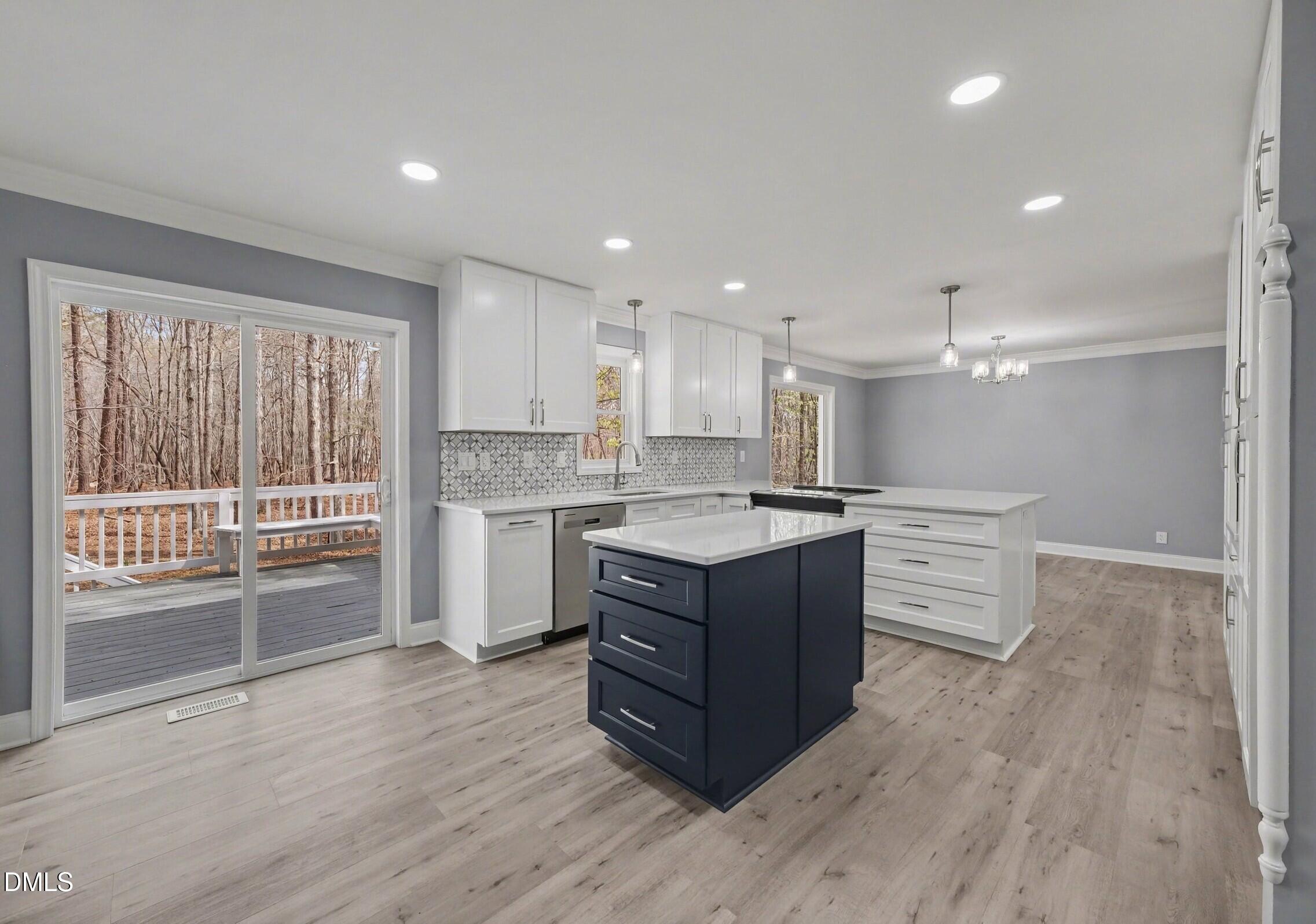 105 Trailwood Court — photo