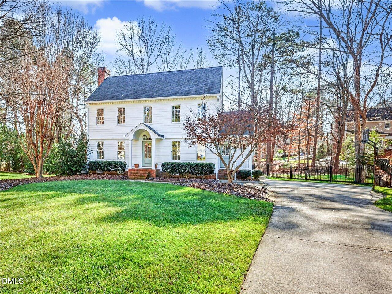 2101 Brixham Court — photo