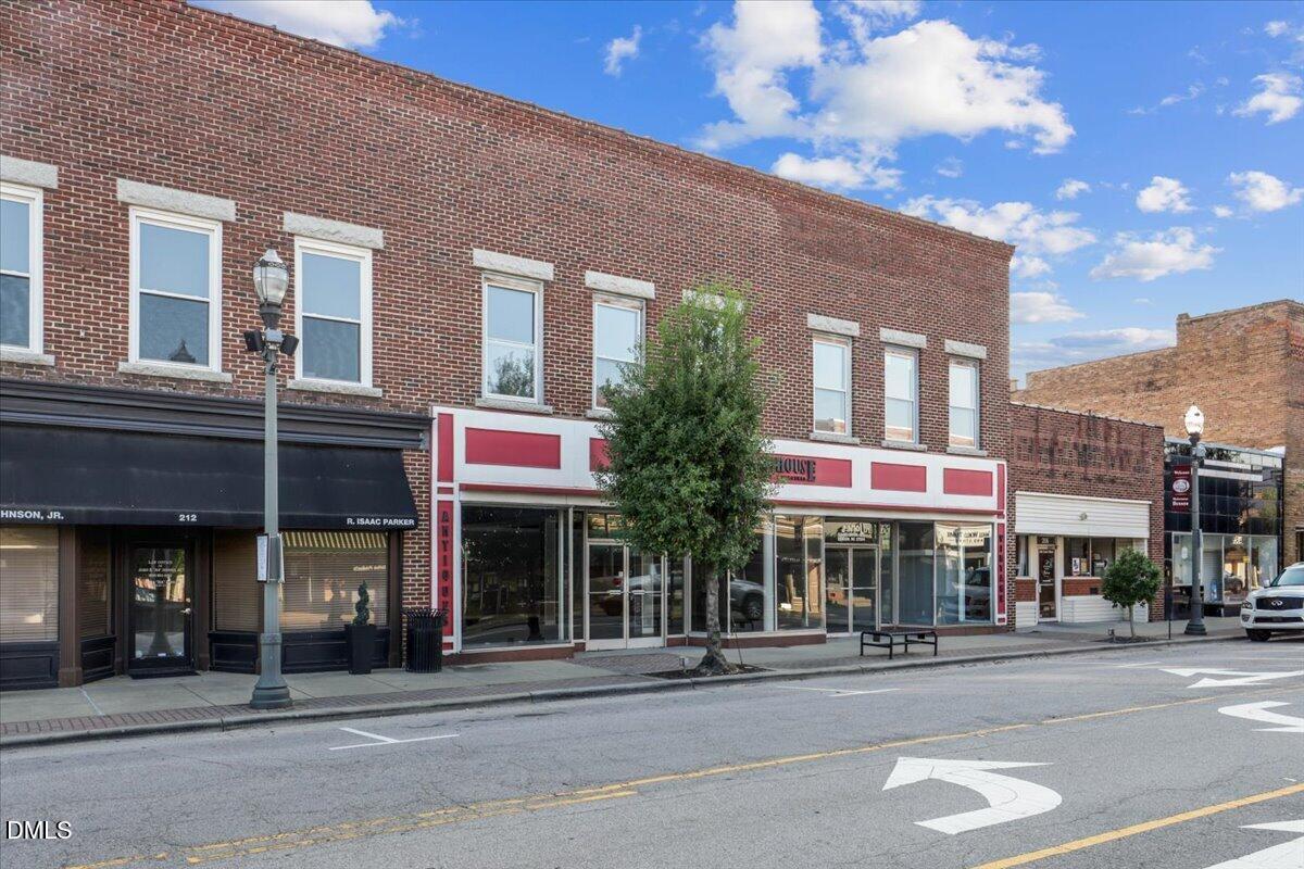 208 E Main Street, Benson, NC 27504 — photo 2