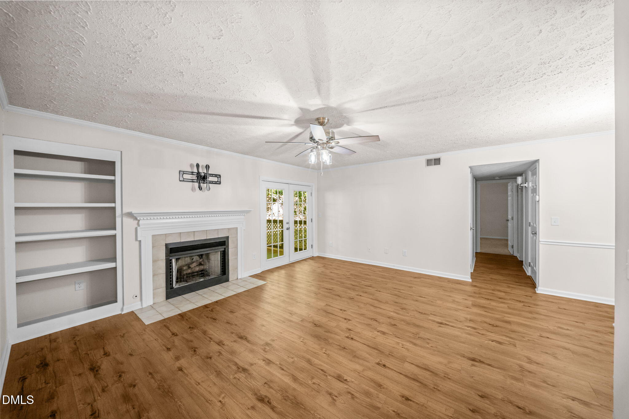 103 Autumn Chase Drive — photo