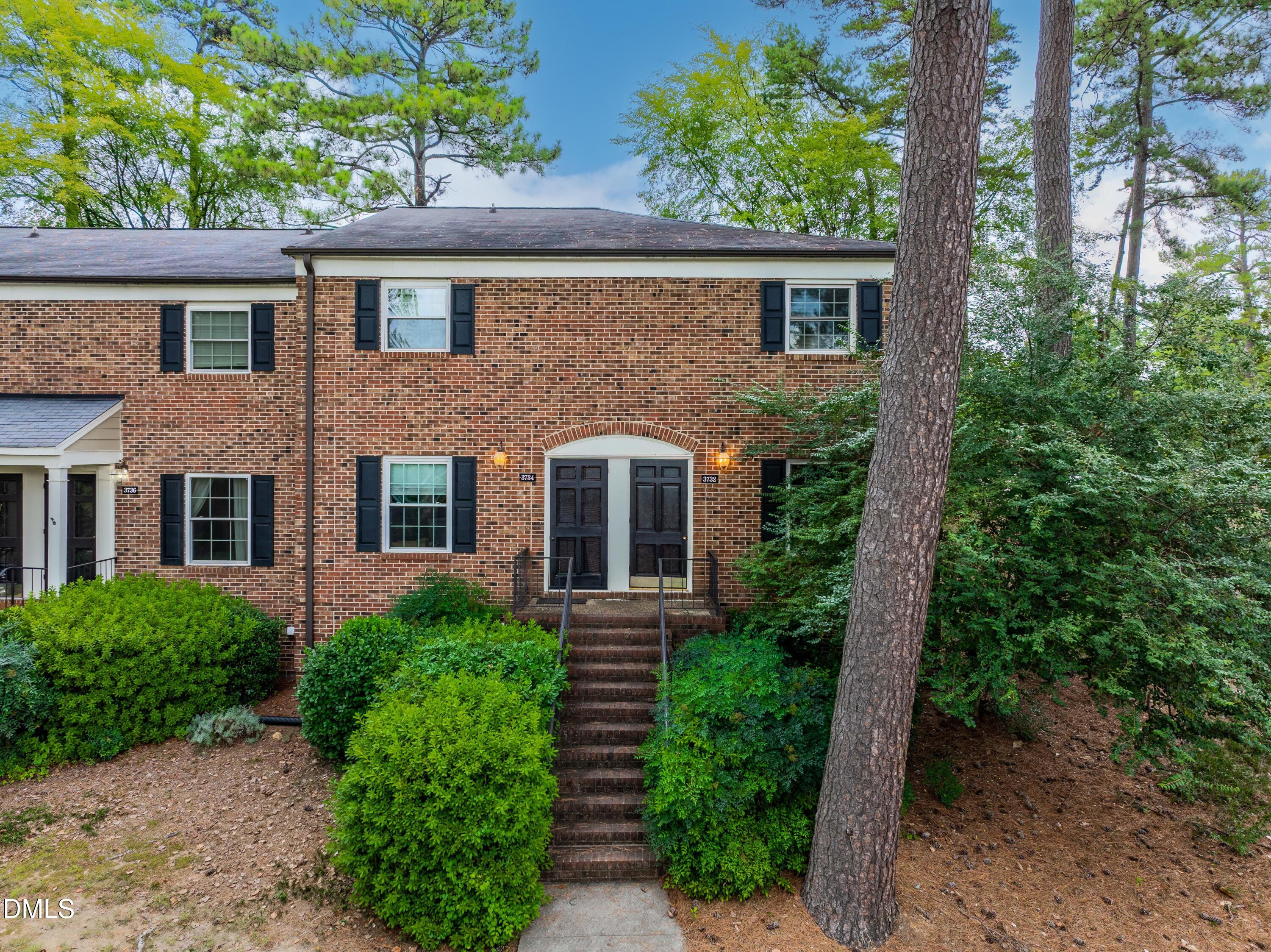 3732 Jamestown Circle — photo