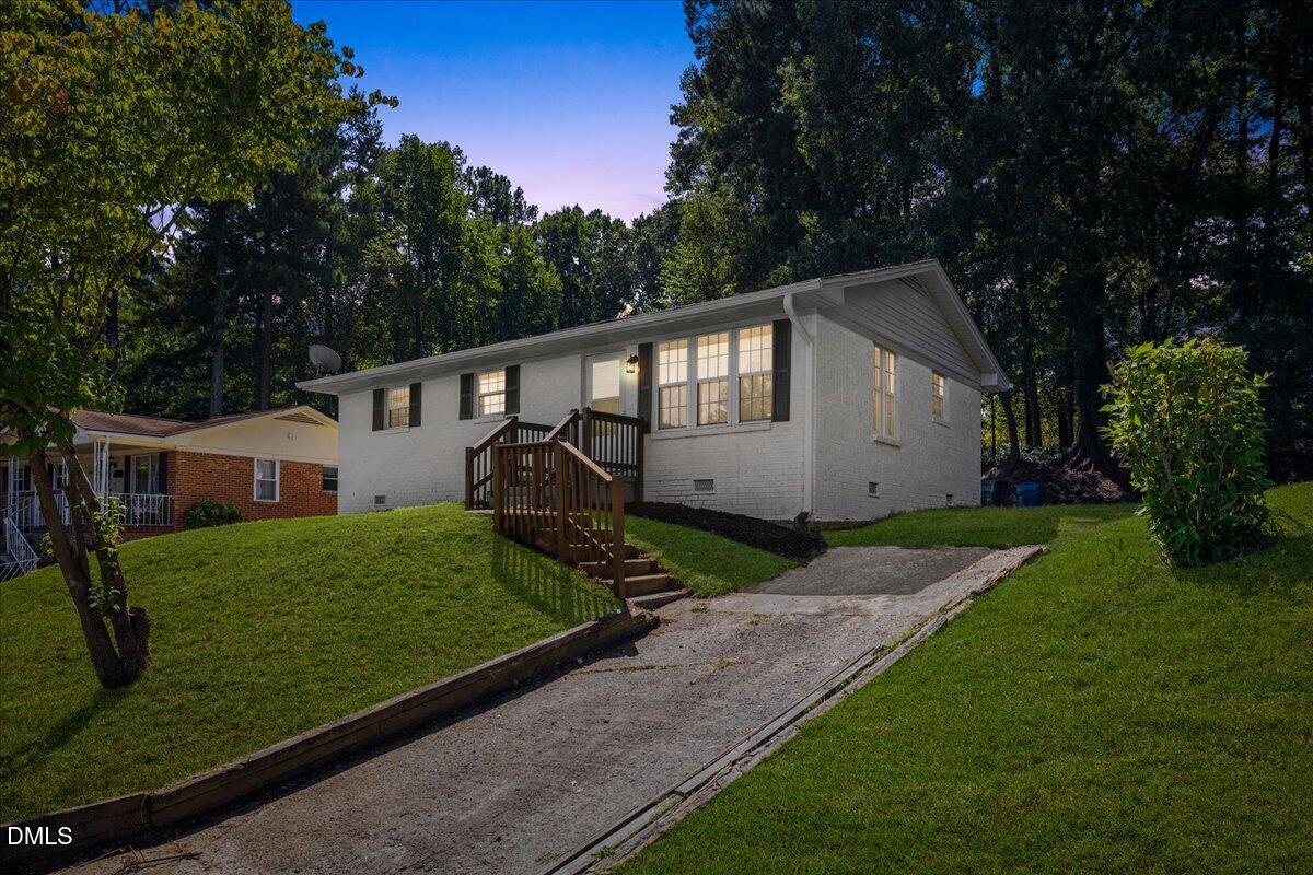 1408 Bacon Street — photo