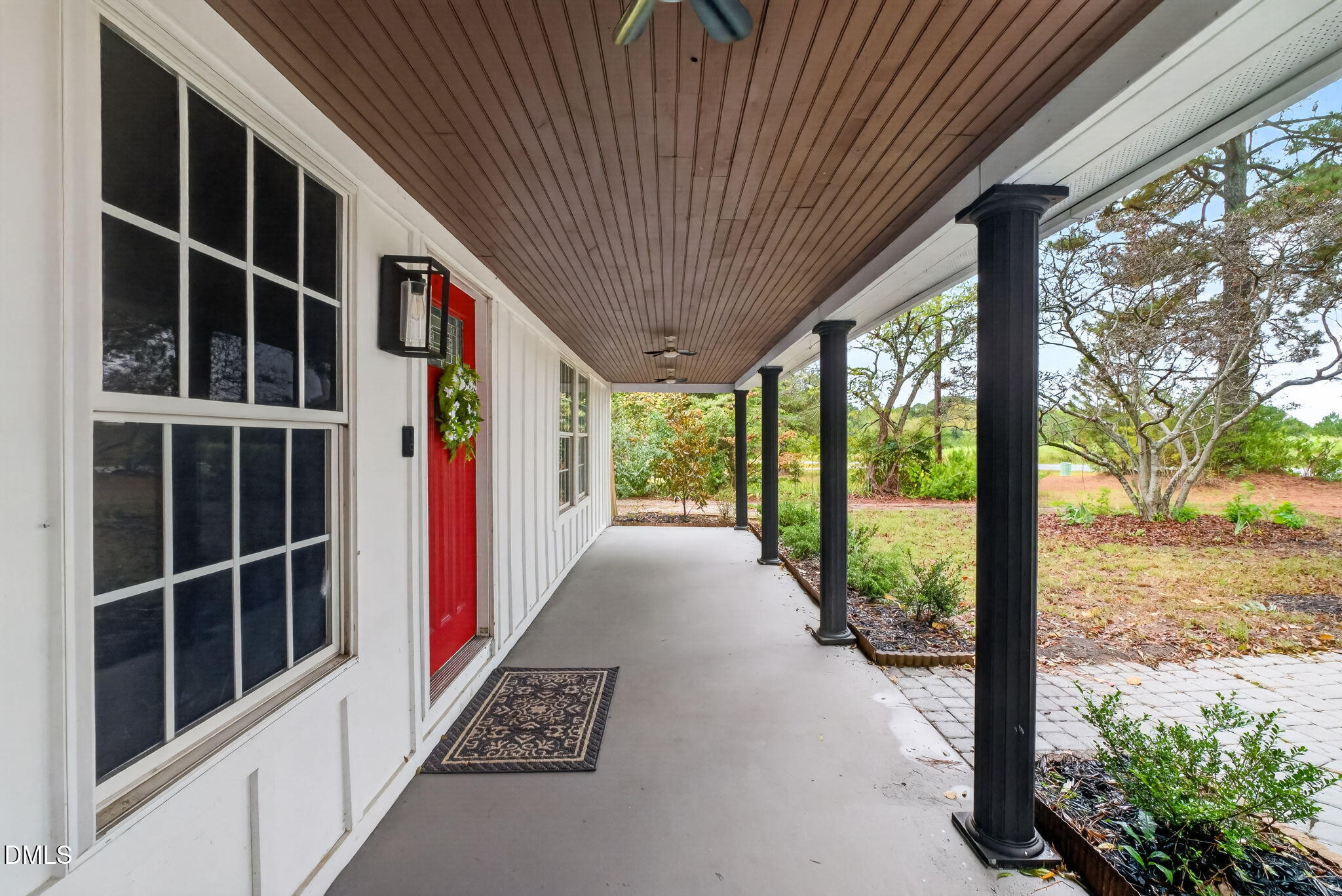 5628 River Road — photo