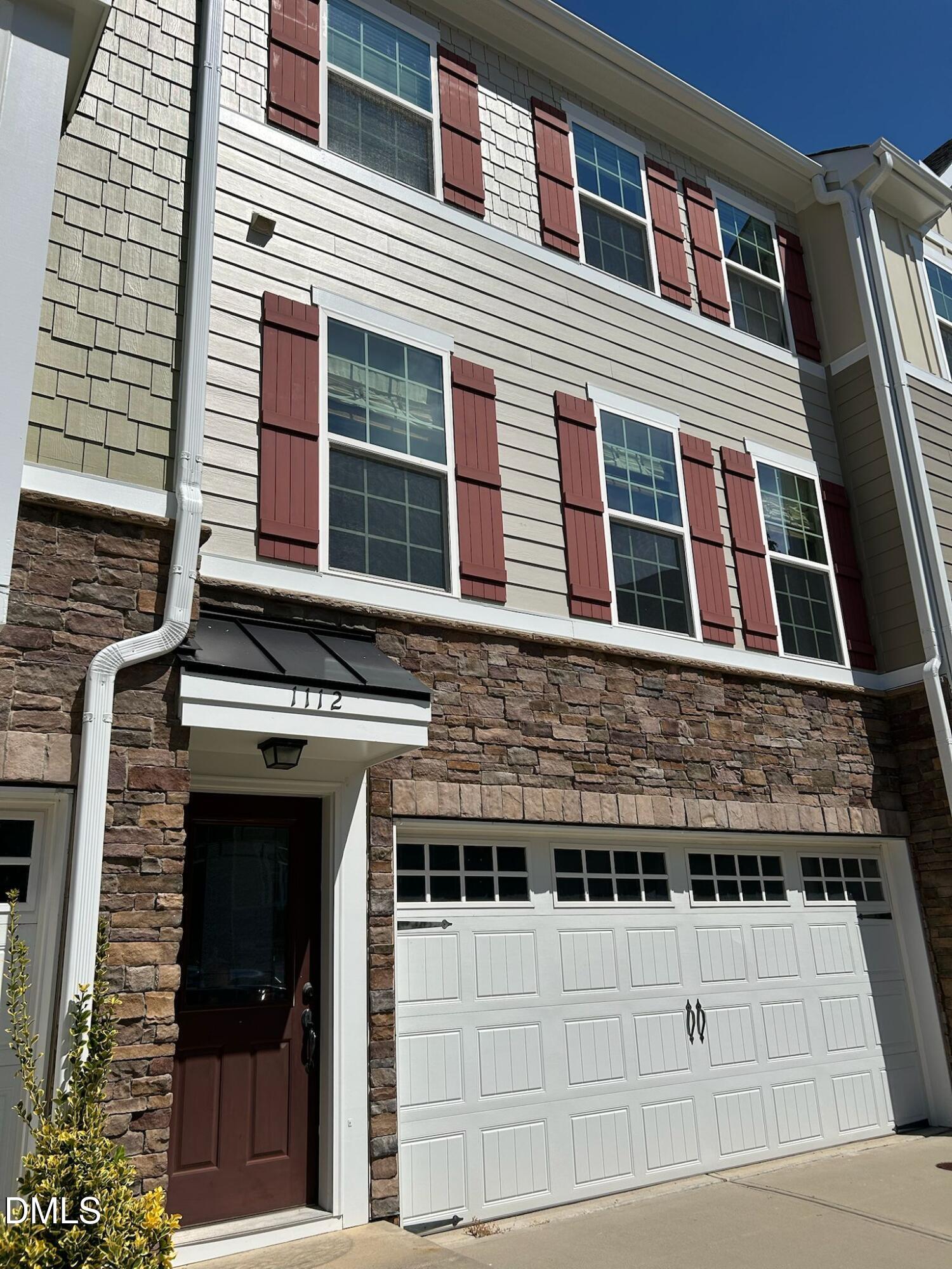 1112 Boxcar Way — photo