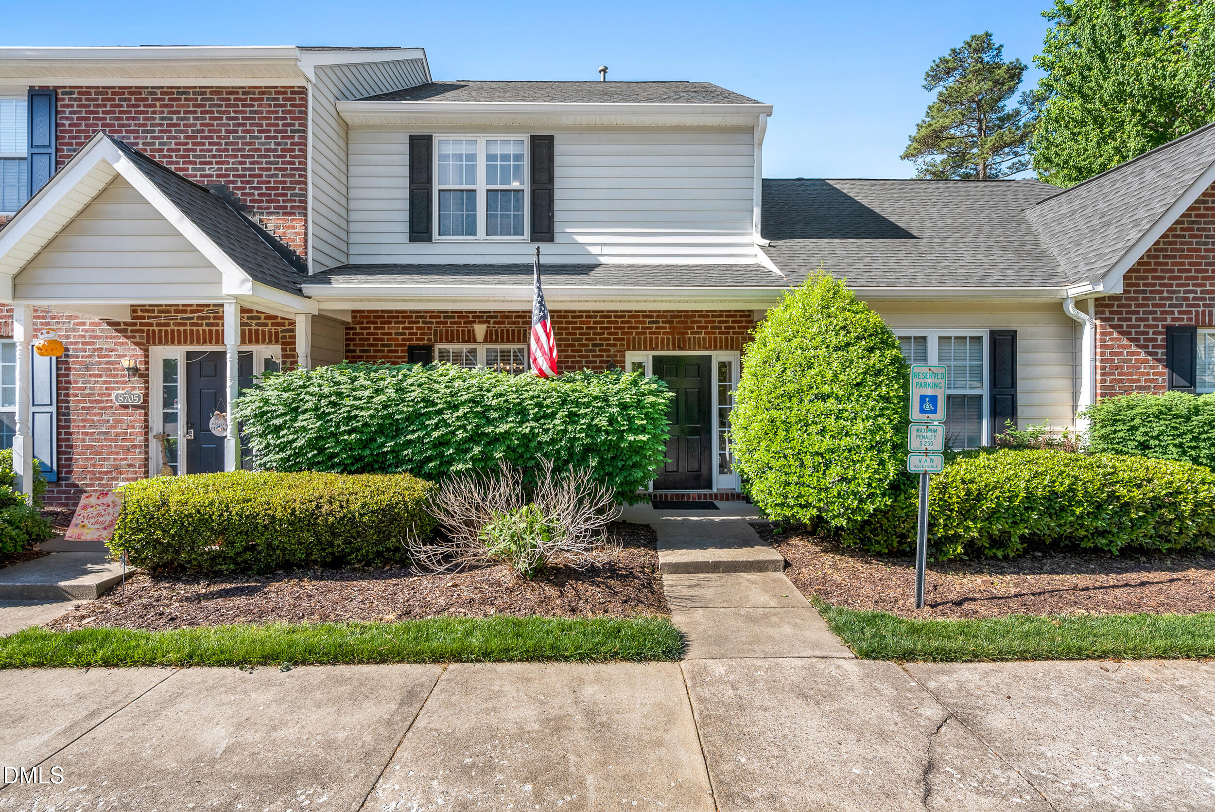 8707 Leeds Forest Lane — photo