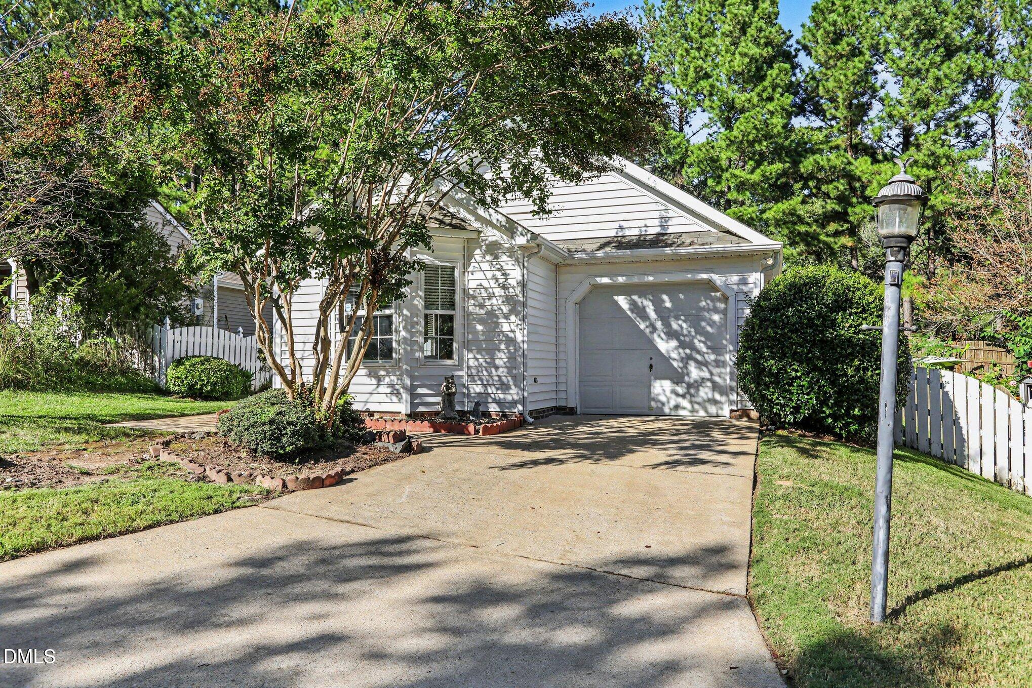 622 Ashford Lane — photo