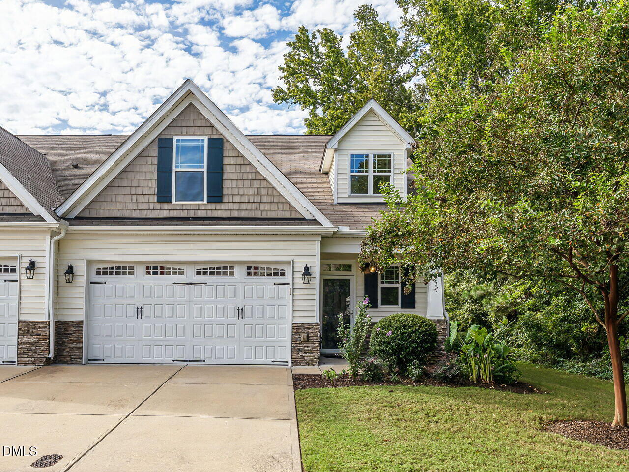 117 Radcliffe Court — photo