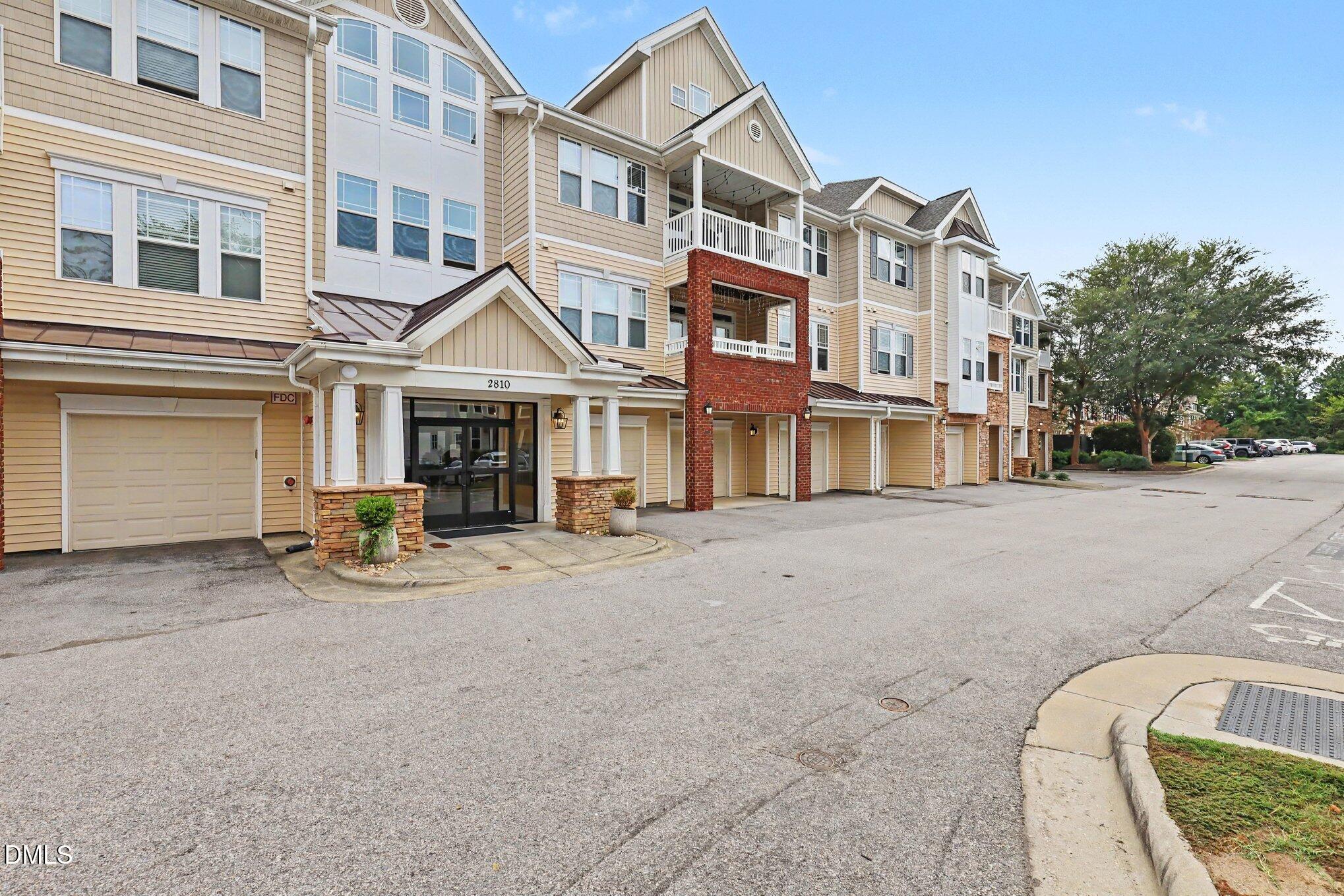 2810 Bedford Green Drive — photo