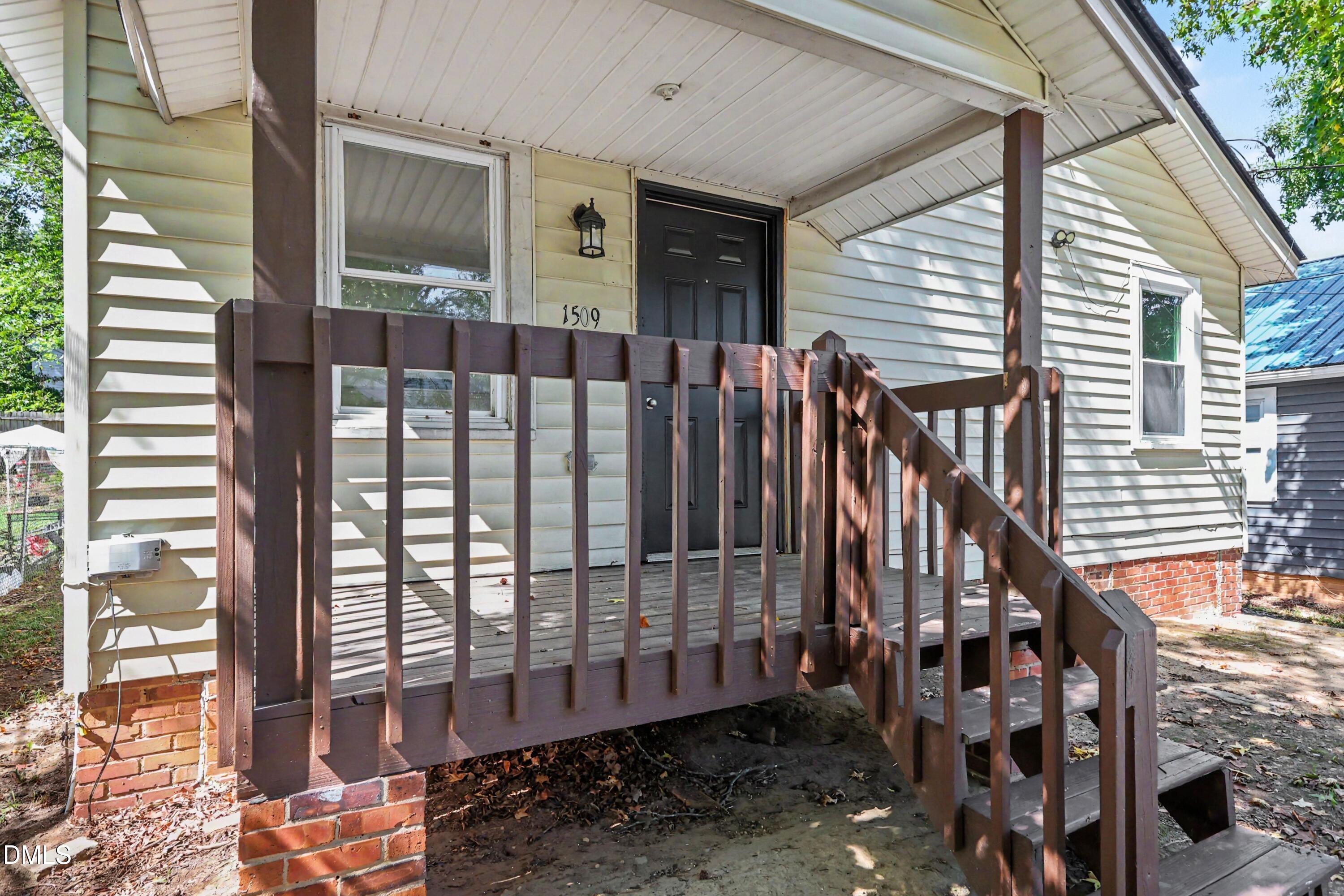 1509 N Alston Avenue — photo