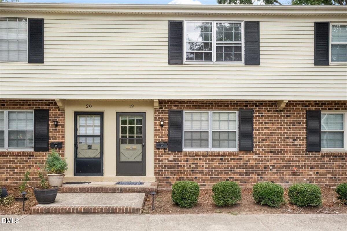 1002 Willow Drive 19 — photo
