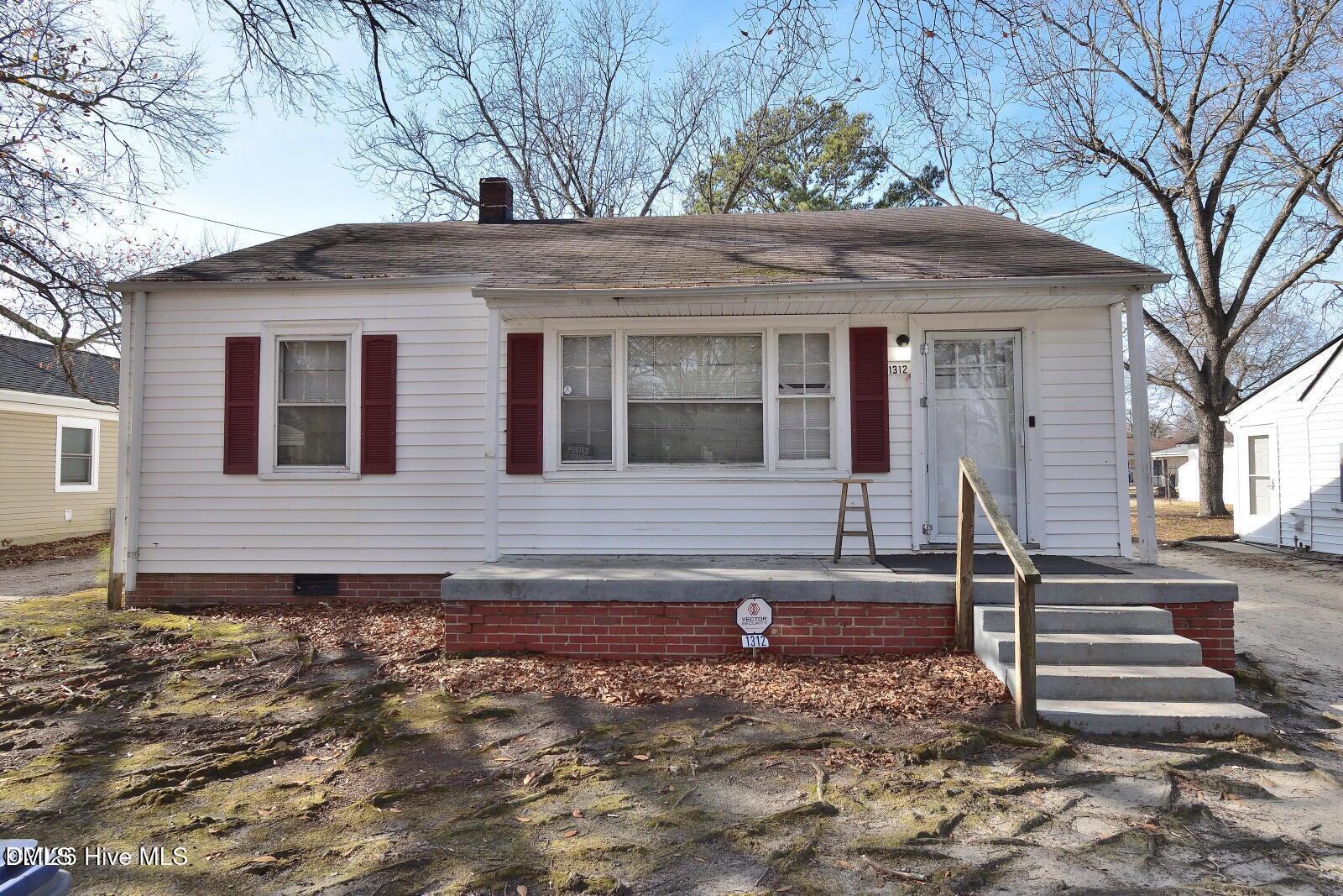 1312 Maple Street — photo