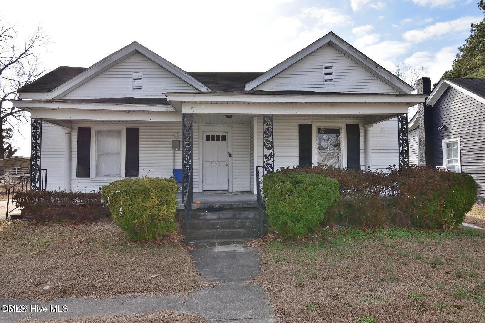 909 Nashville Road — photo