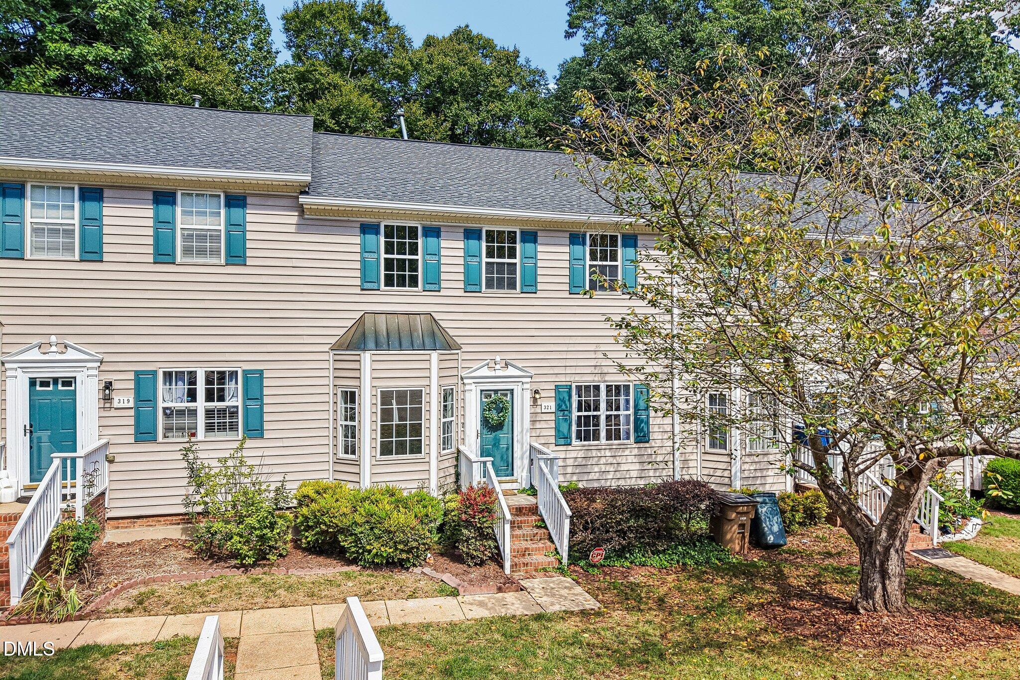 321 Silverberry Court — photo
