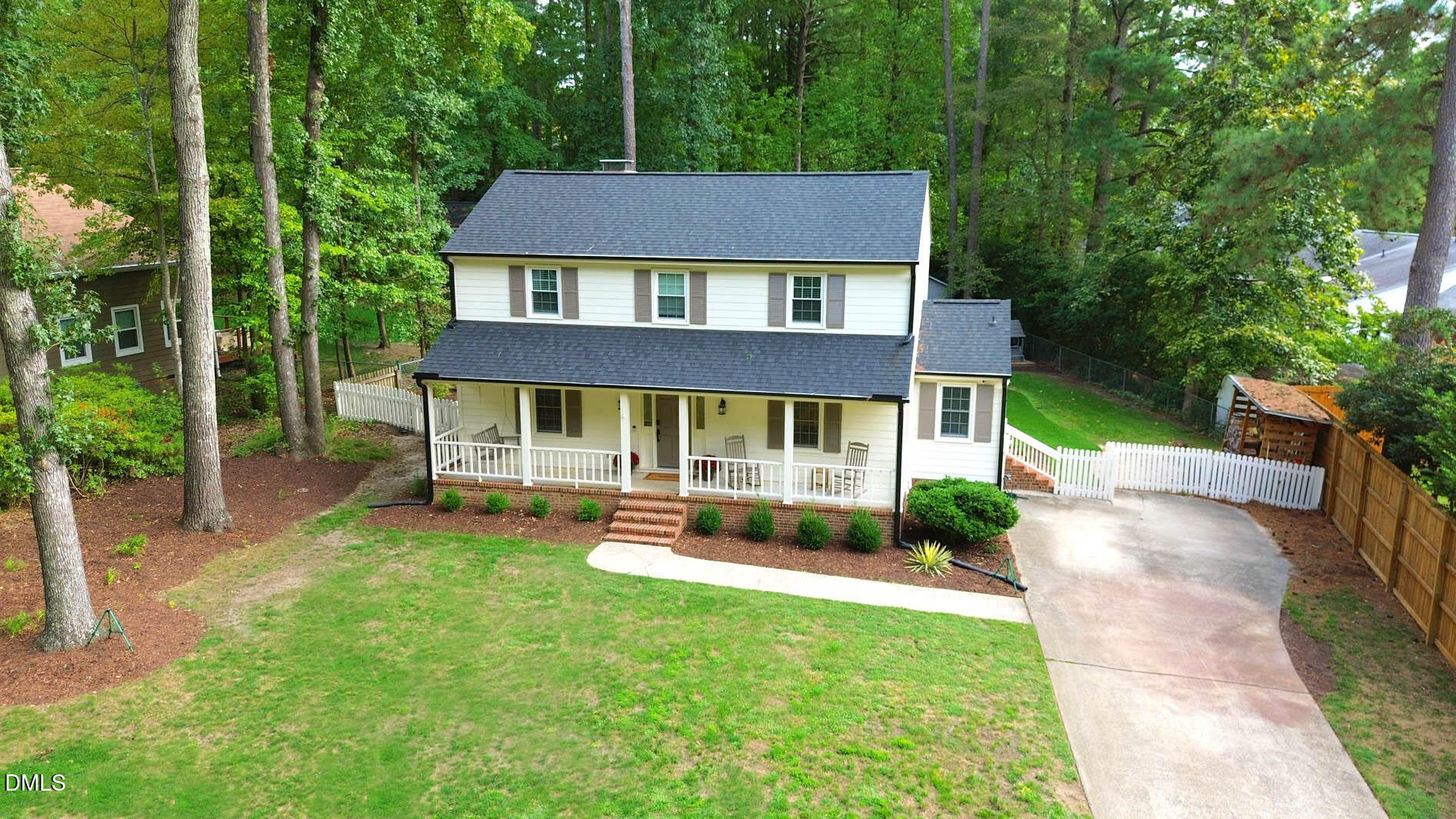 106 Abbey Lane — photo