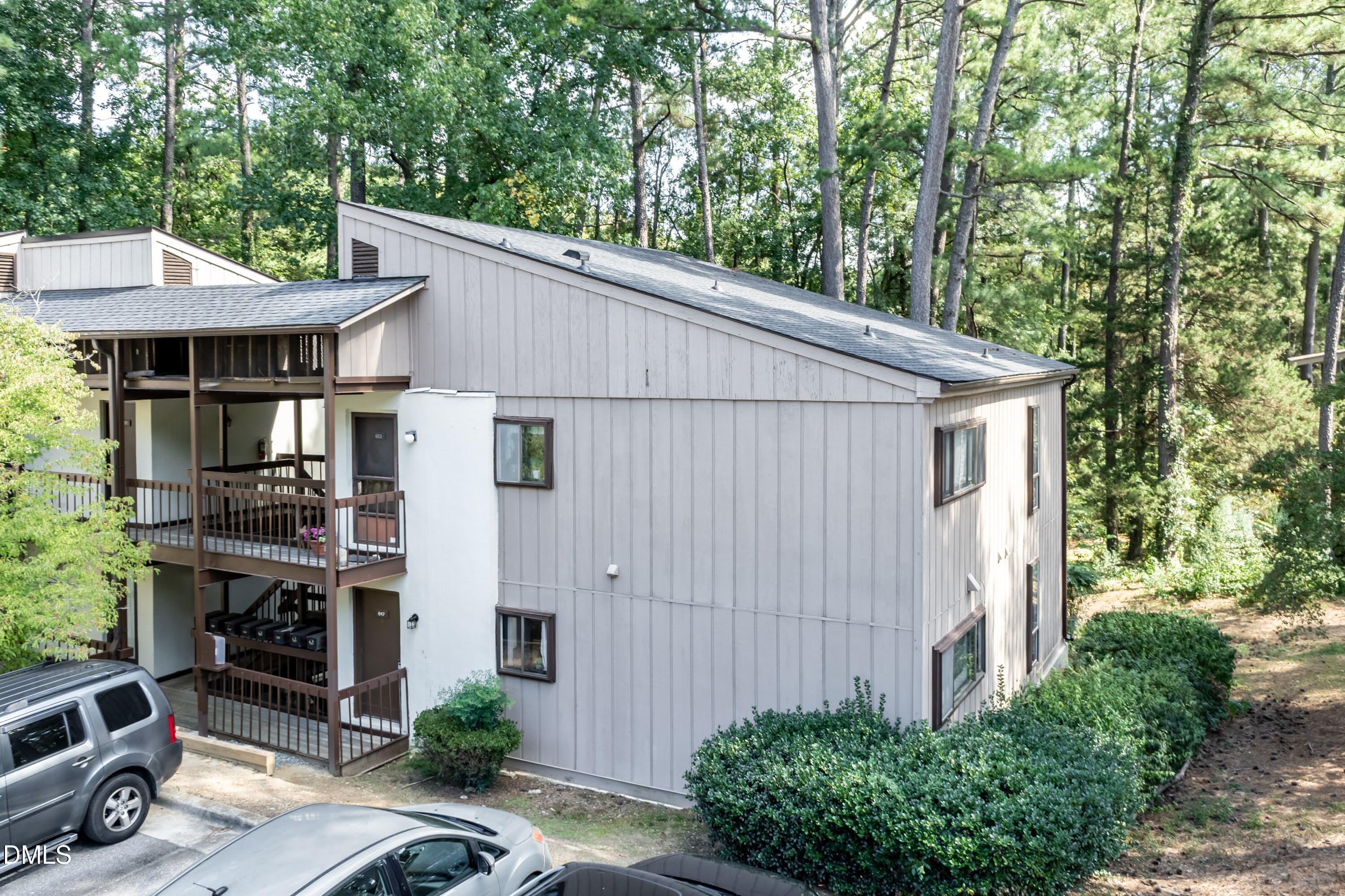 647 Pine Ridge Place, Raleigh, NC 27609 — photo 3