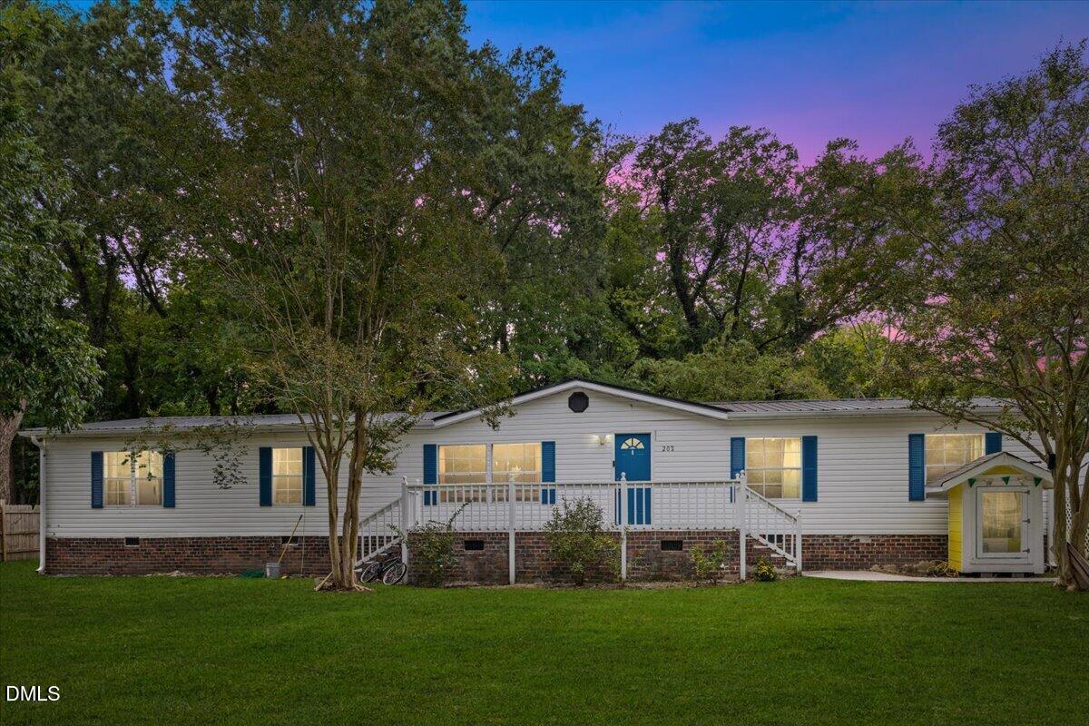 202 Cooper Street — photo
