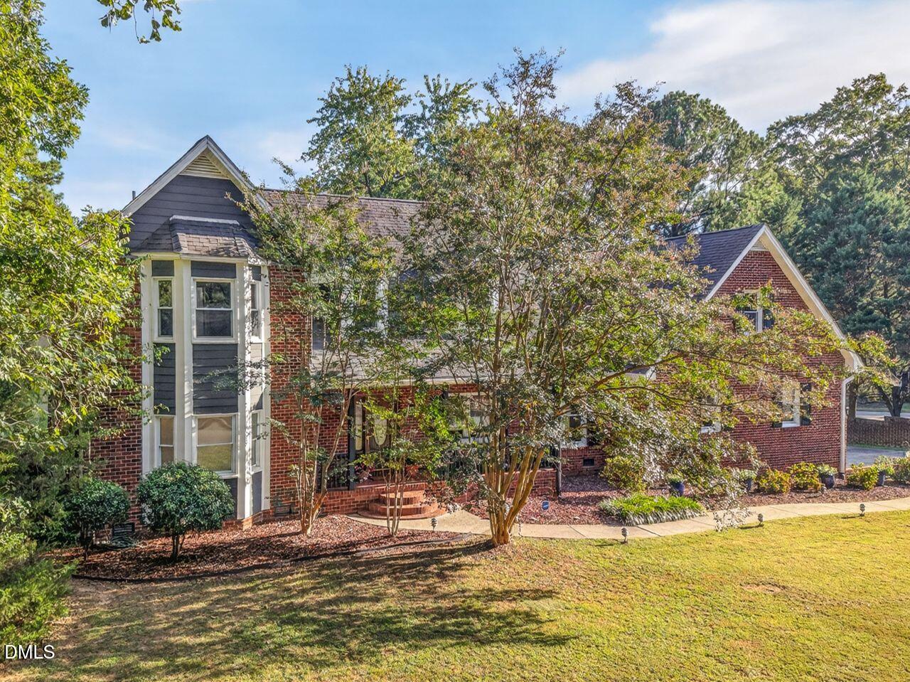 3735 Stoneybrook Drive — photo