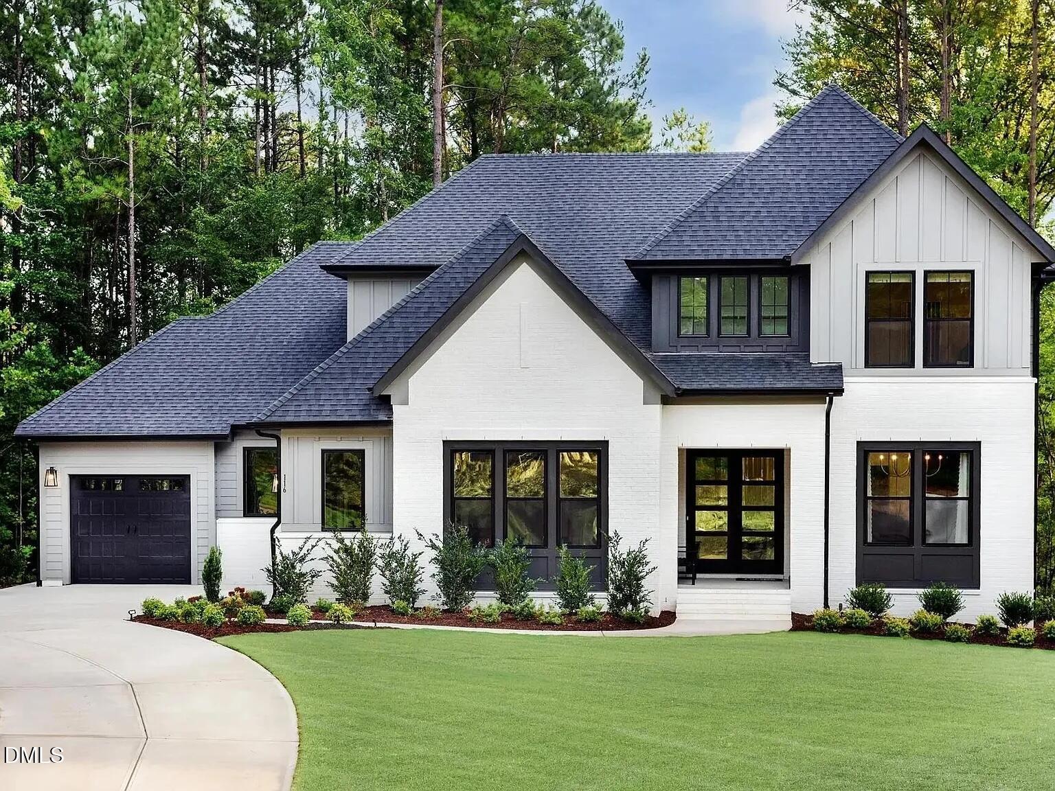 705 Oak Ridge Drive — photo