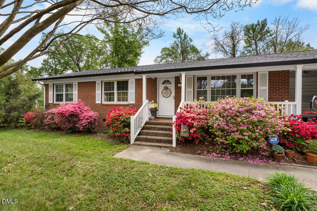 112 Crestview Drive — photo
