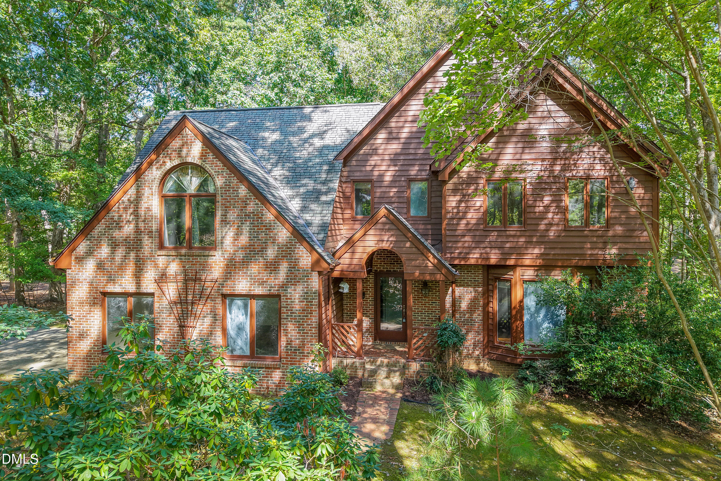 225 Dalton Drive — photo