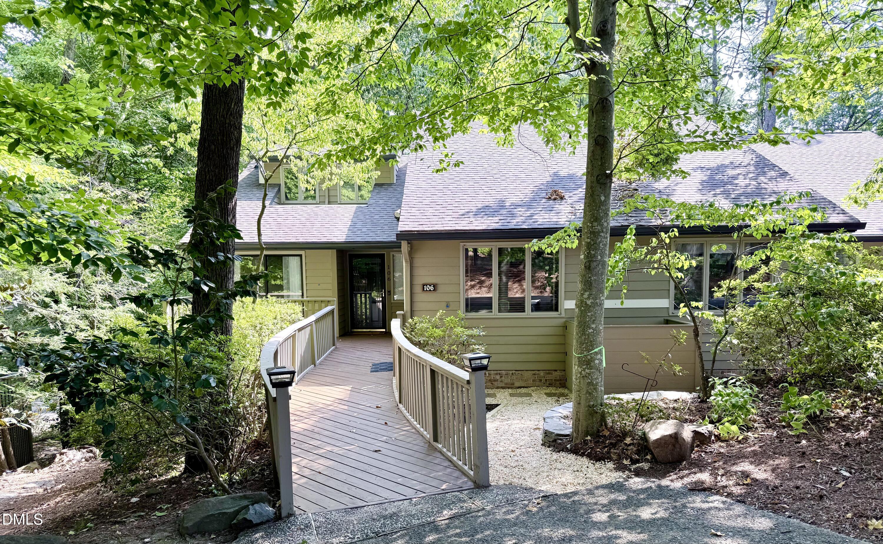 106 Montrose Drive — photo