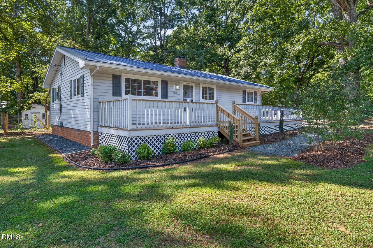 2119 Irvin Circle — photo