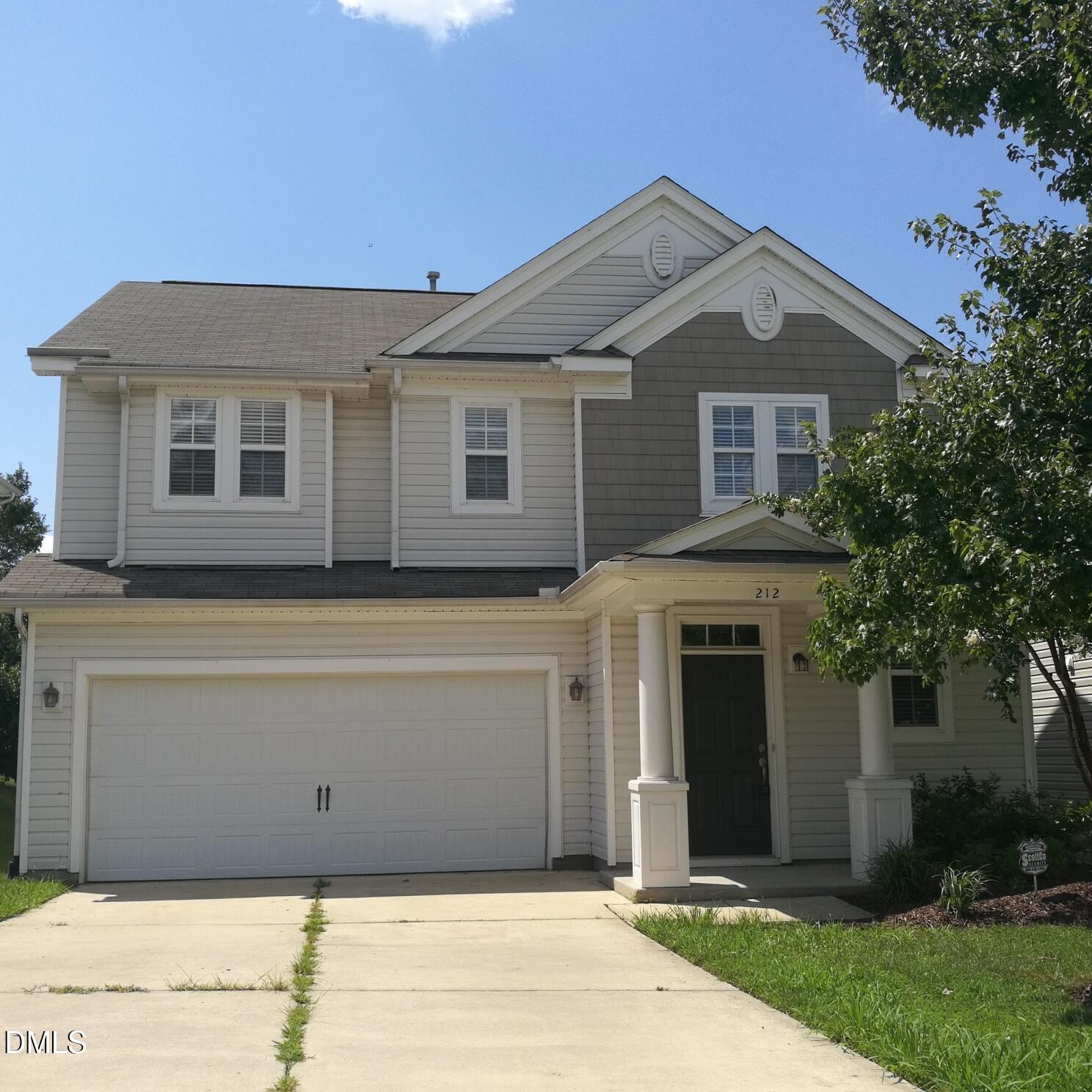 212 Northlands Drive — photo