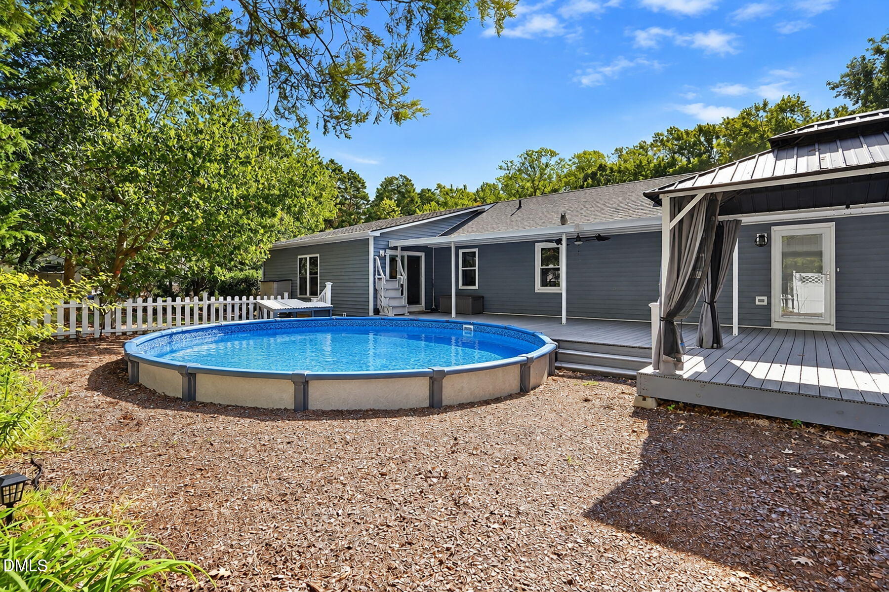 100 Farmington Drive — photo
