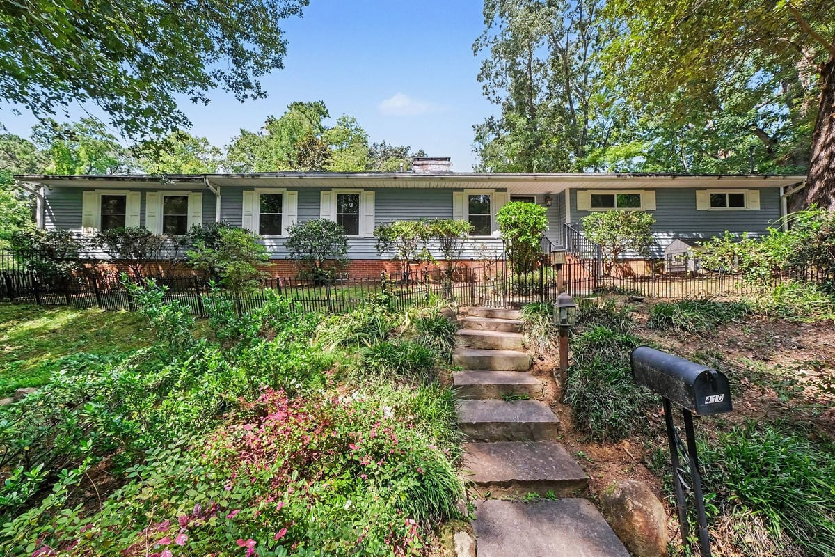 410 Brookside Drive — photo