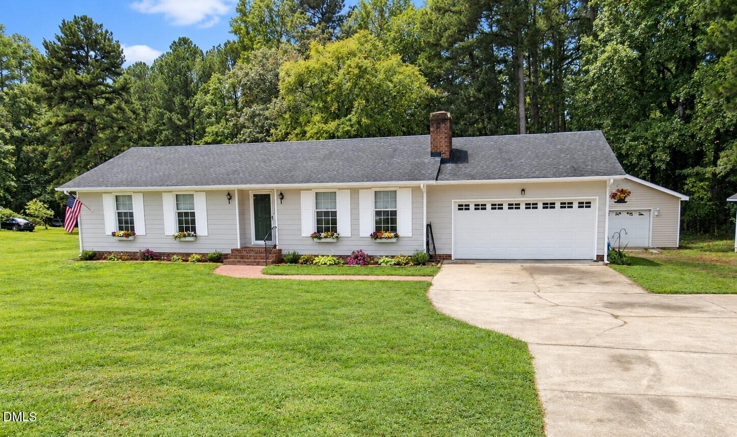 1565 Spring Valley Lake Road — photo