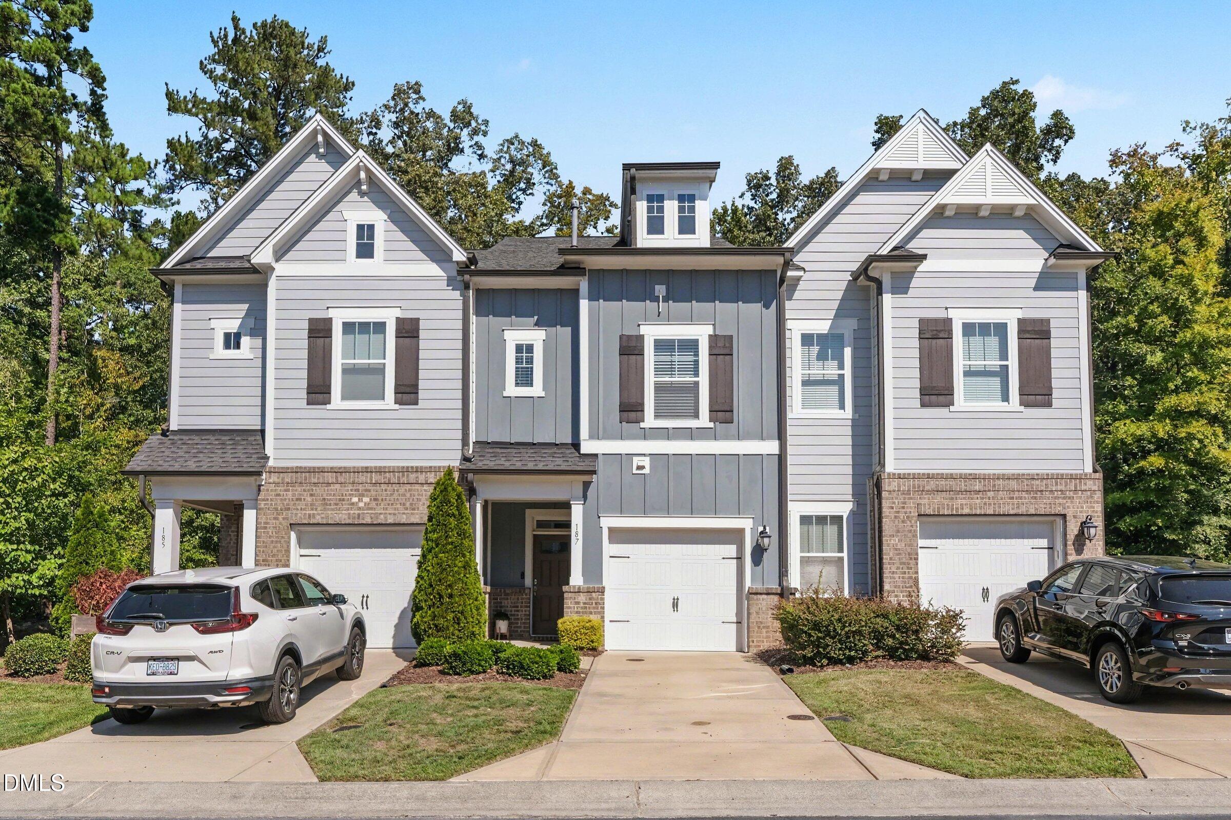 187 Manordale Drive — photo