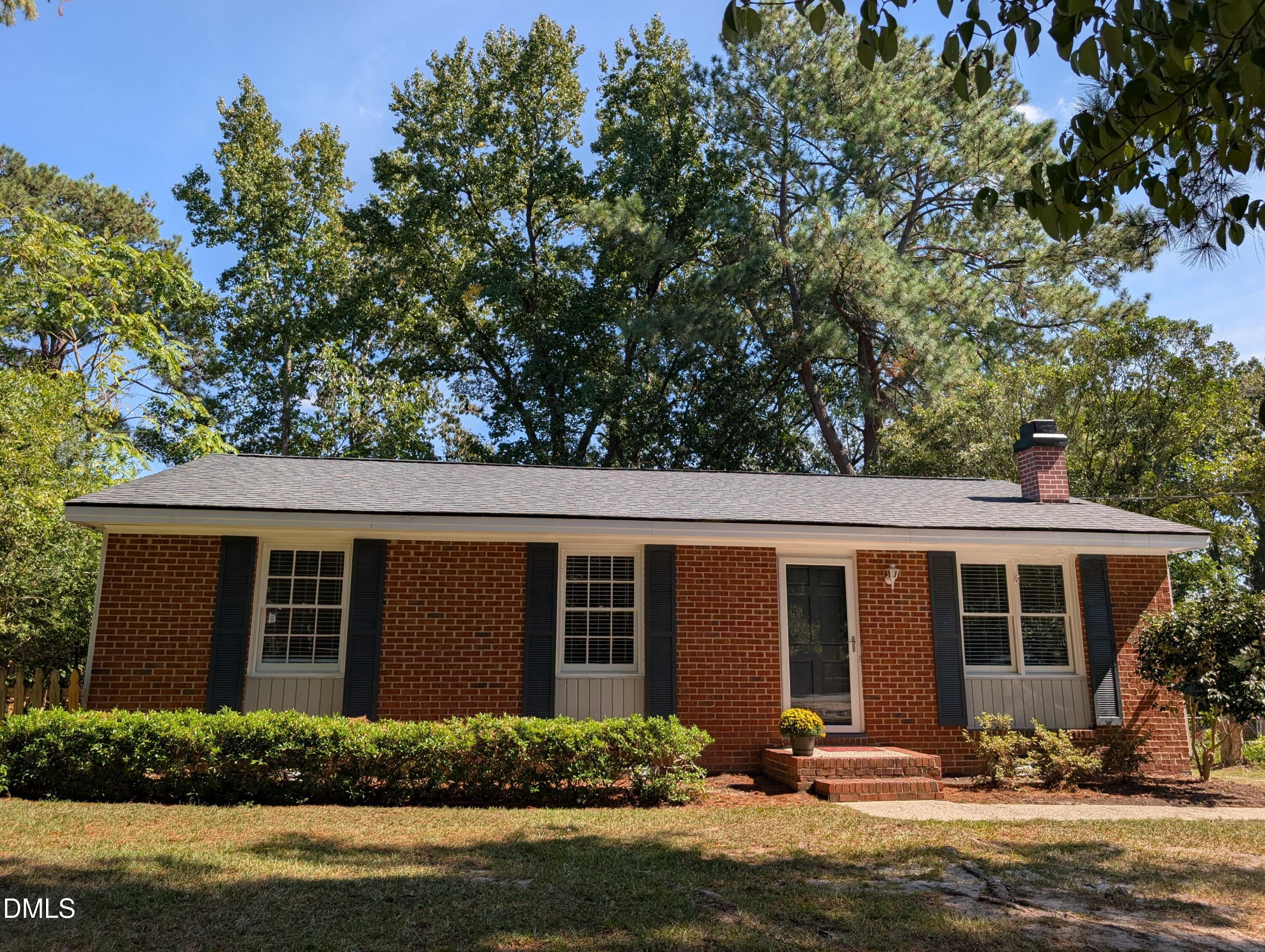 904 N Lee Street — photo
