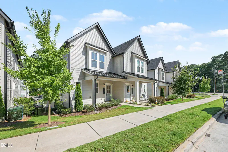 861 Athens Drive 101 — photo