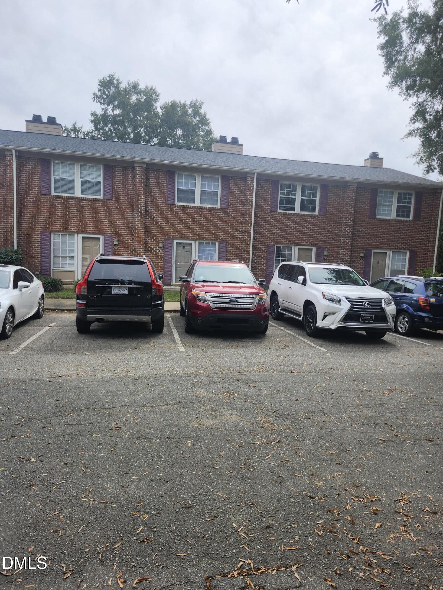 143 Coleridge Court Unit 143 — photo